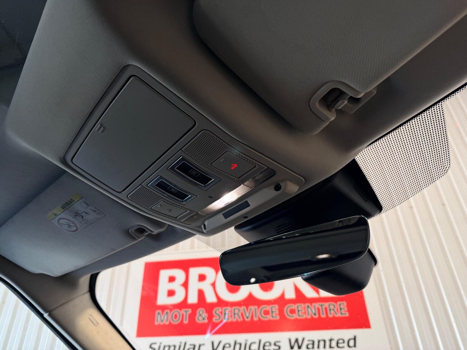 Used Land Rover Discovery 2018 for sale - 76913279: Photo 34