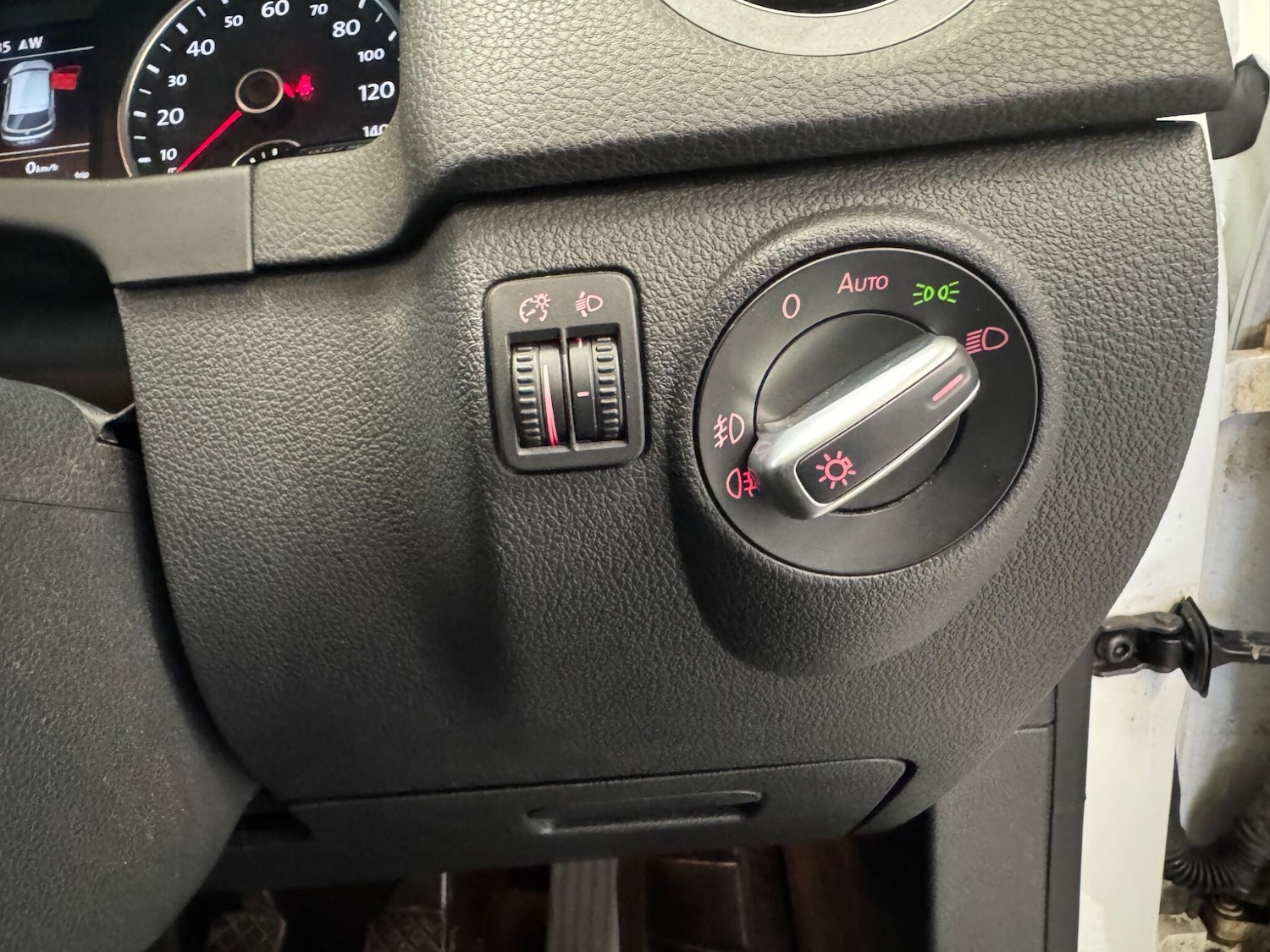 Used Volkswagen Tiguan 2016 for sale - 78171562: Photo 29