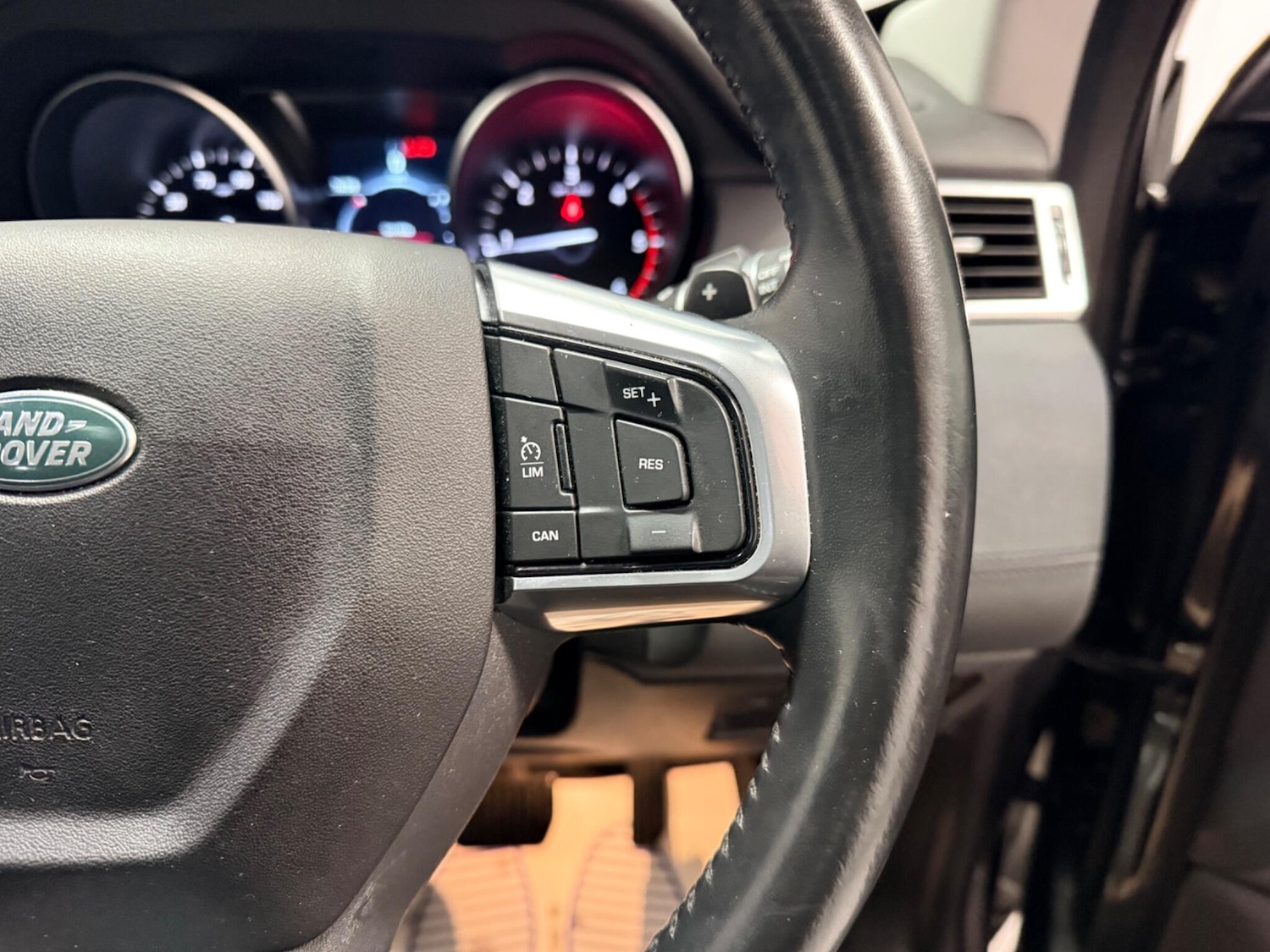 Used Land Rover Discovery Sport for sale - 77344089: Photo 25