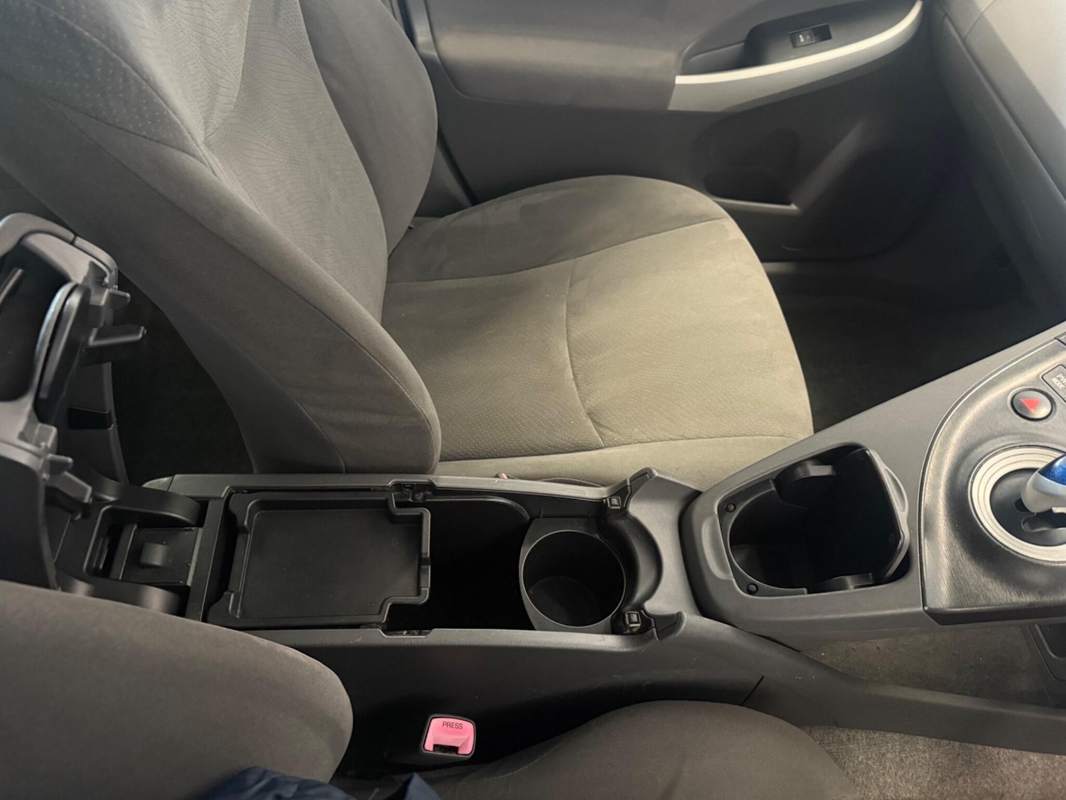 Used Toyota Prius 2016 for sale - 76472439: Photo 29