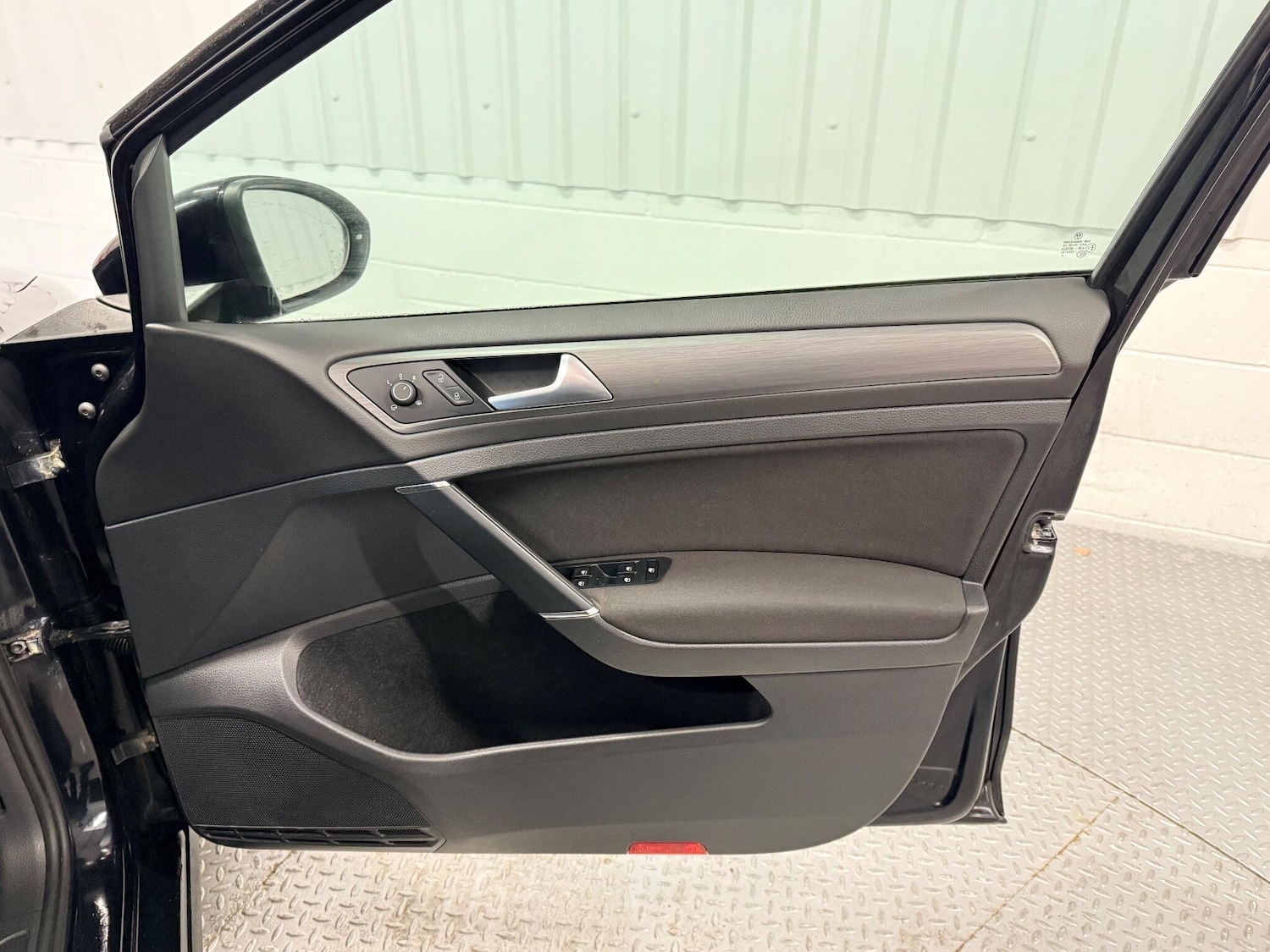 Used Volkswagen Golf 2018 for sale - 77190644: Photo 15