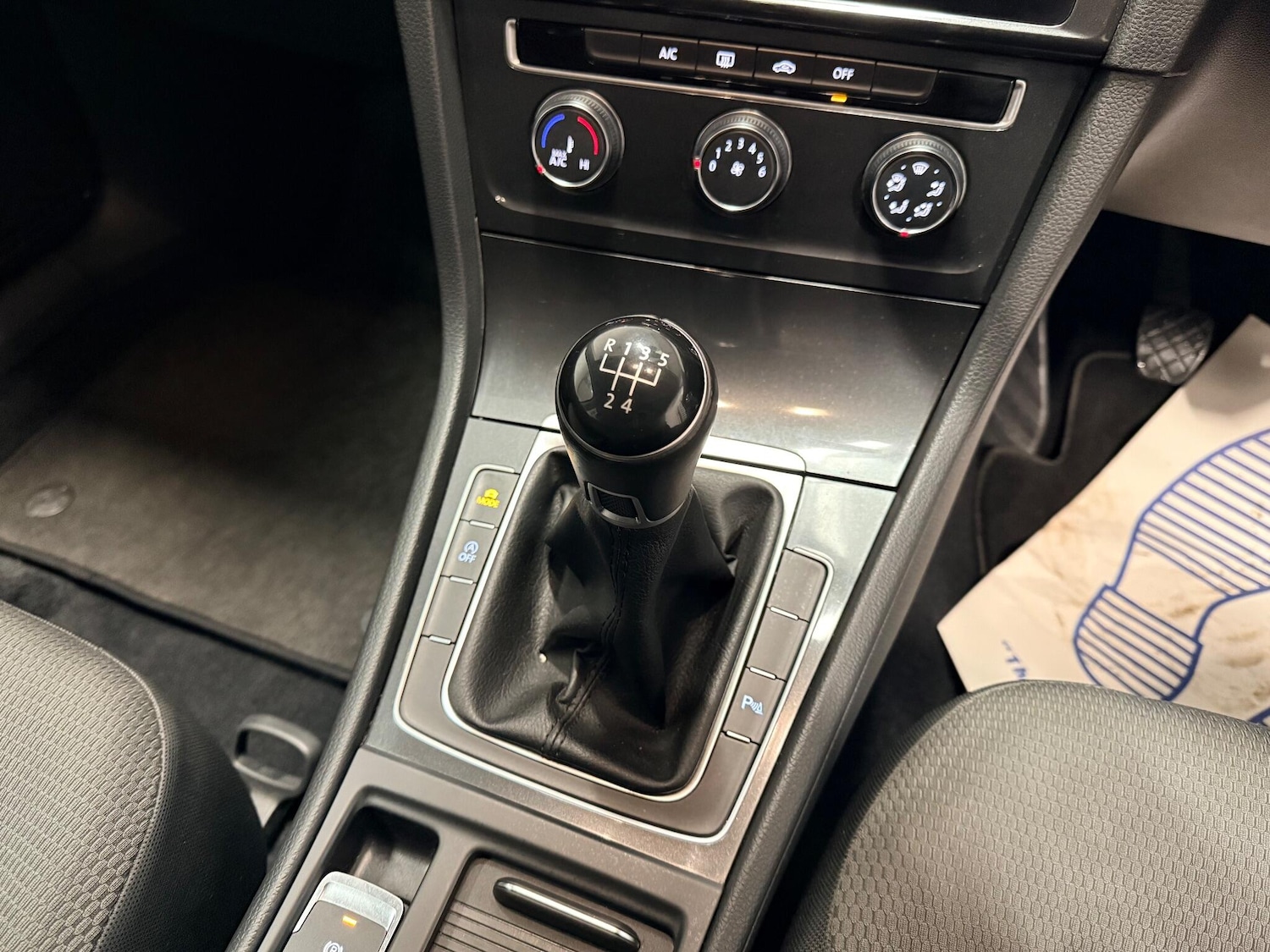 Used Volkswagen Golf 2018 for sale - 77190644: Photo 24