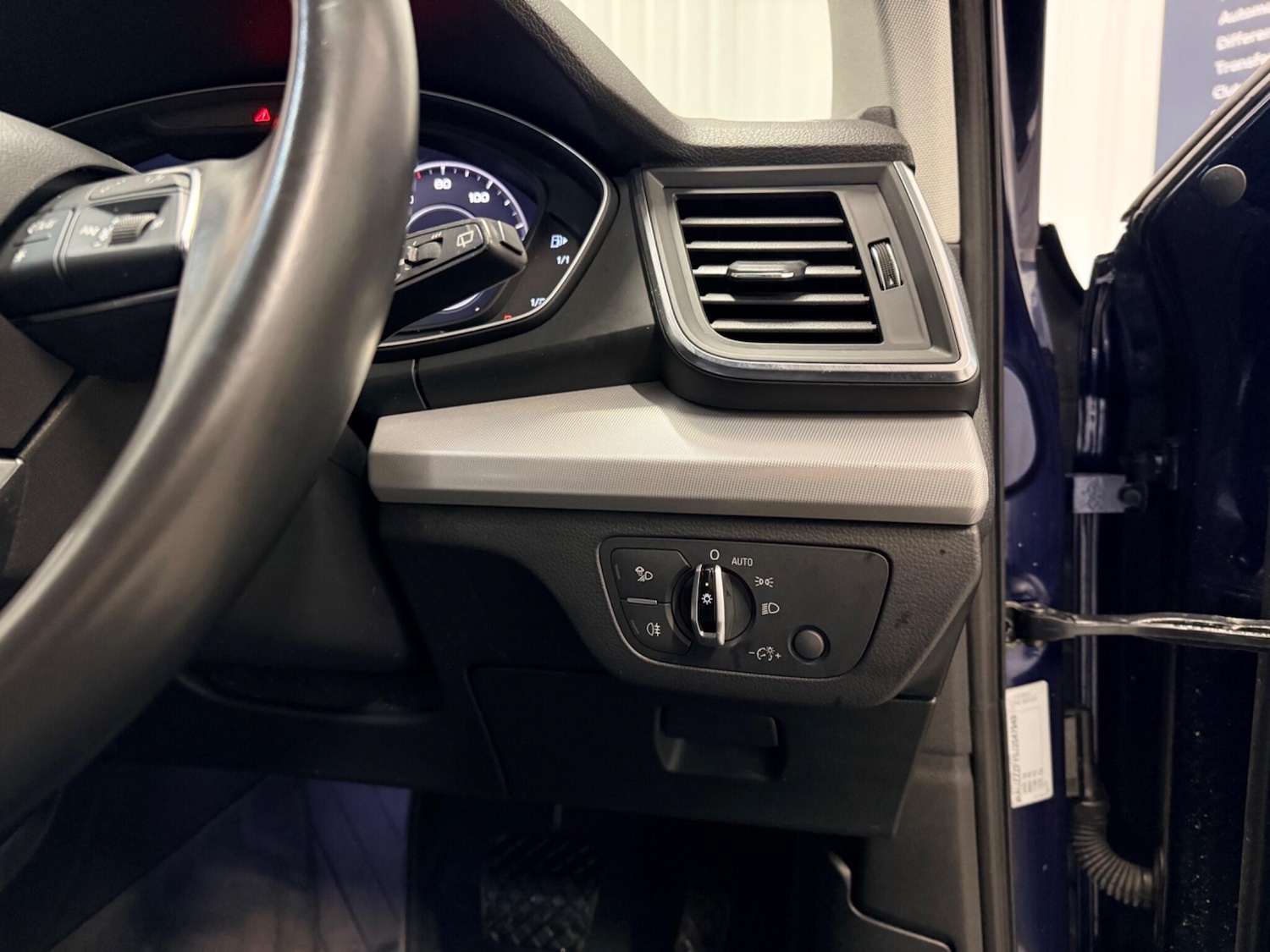 Used Audi Q5 2017 for sale - 77386933: Photo 23