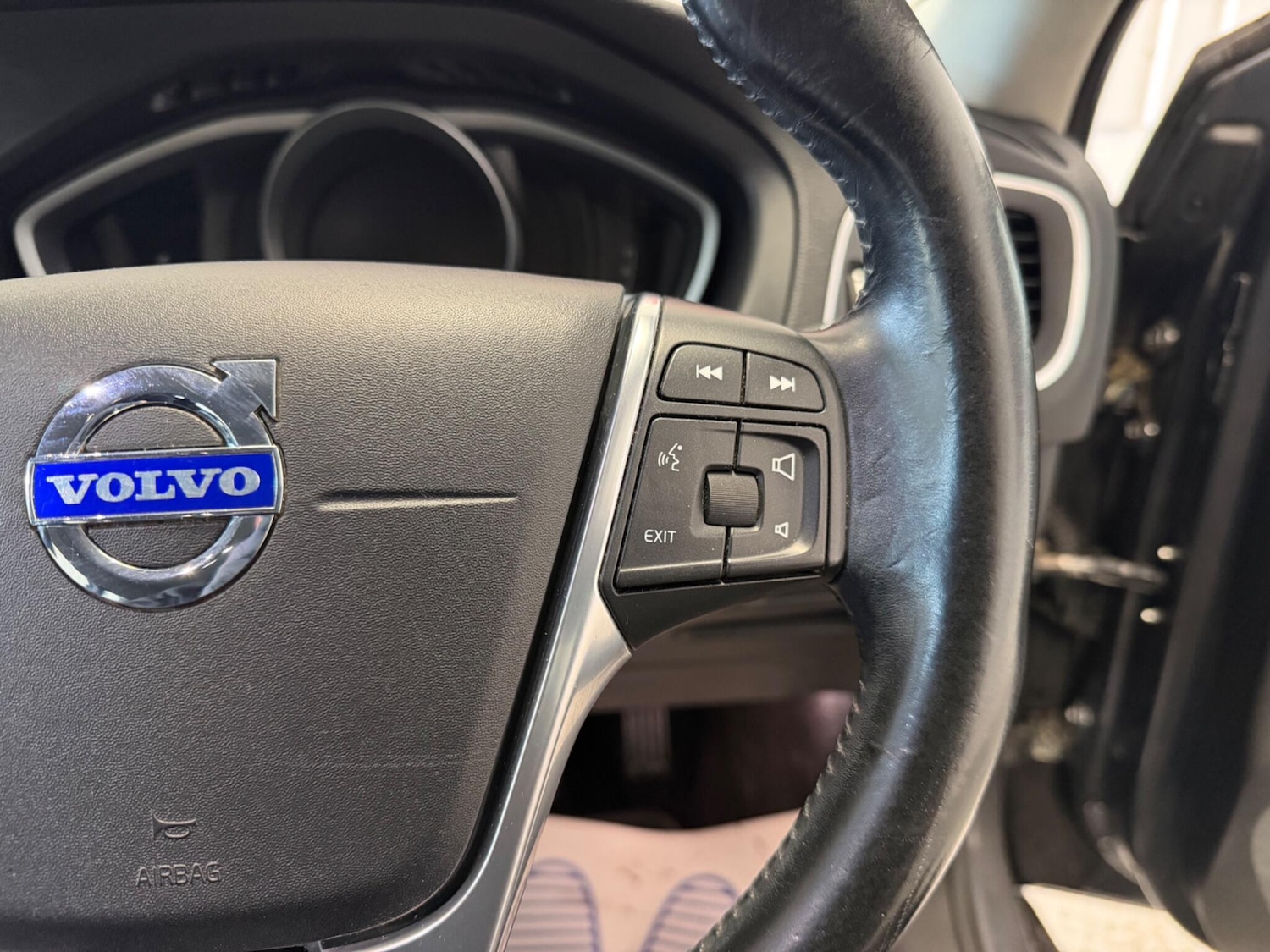 Used Volvo V40 for sale - 77657901: Photo 20