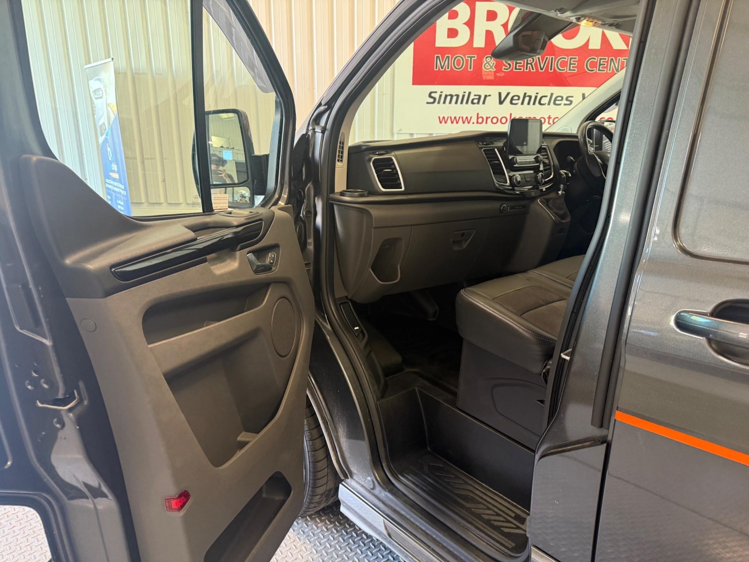 Used Ford Transit Custom 2018 for sale - 77784608: Photo 11