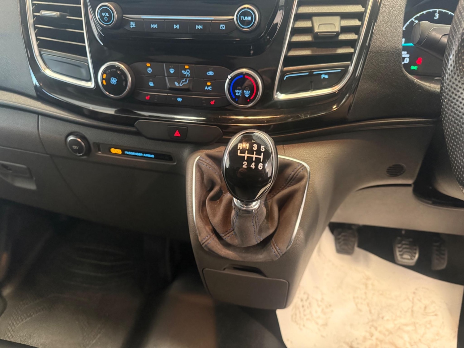 Used Ford Transit Custom 2018 for sale - 77784608: Photo 23