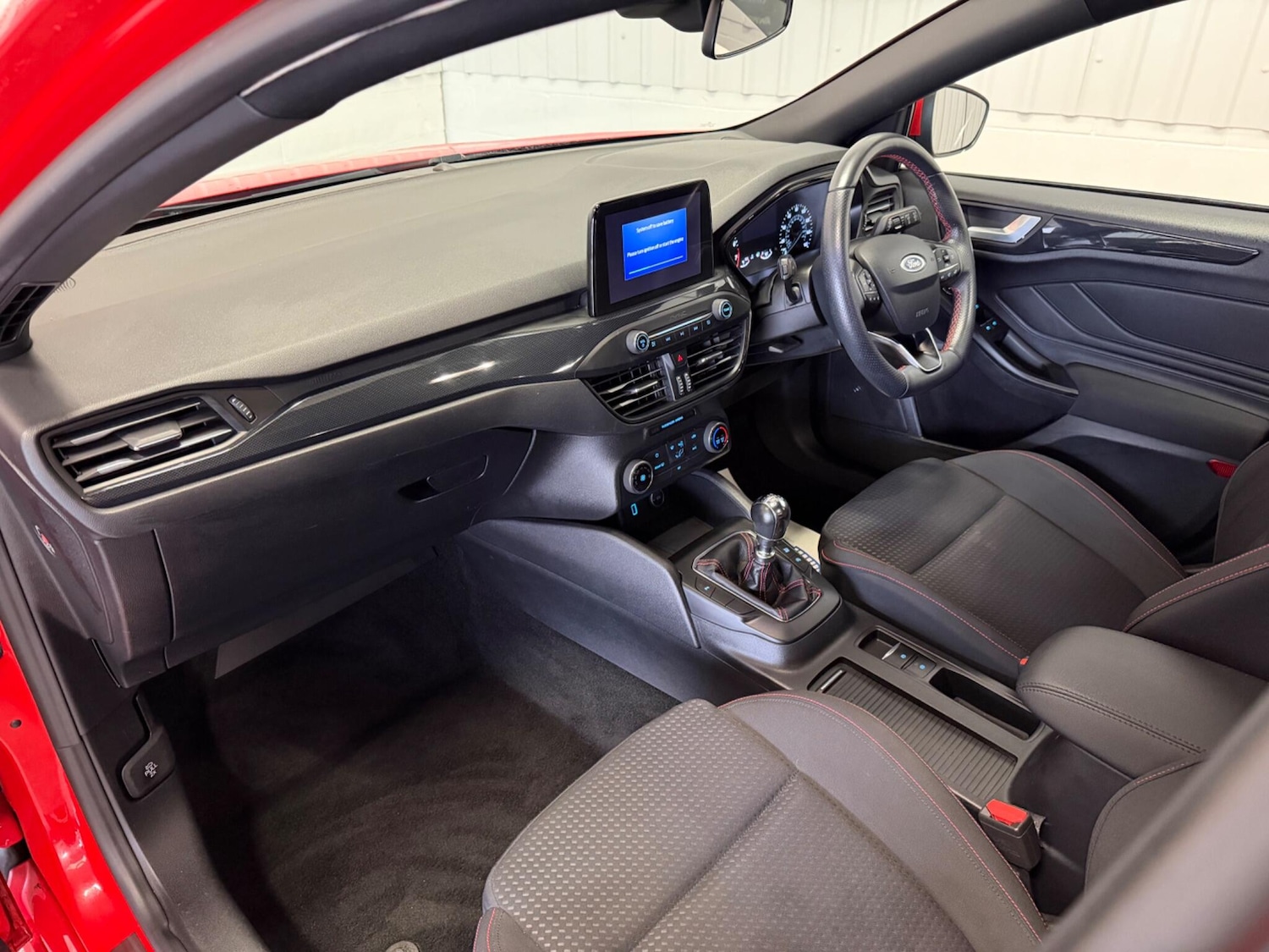 Used Ford Focus 2019 for sale - 77330352: Photo 15