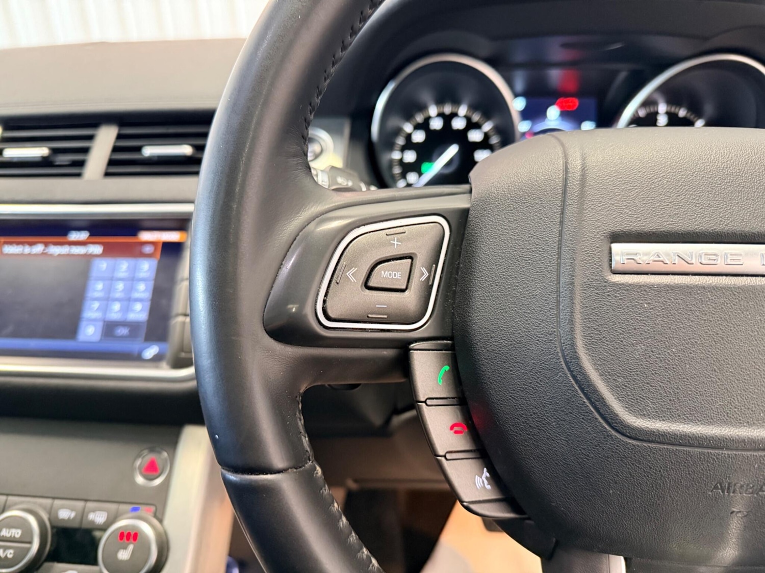 Used Land Rover Range Rover Evoque 2017 for sale - 77439862: Photo 22