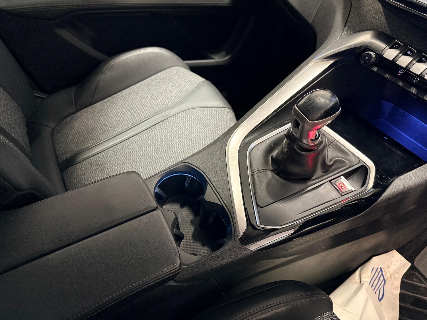 Used Peugeot 3008 2019 for sale - 76887221: Photo 28