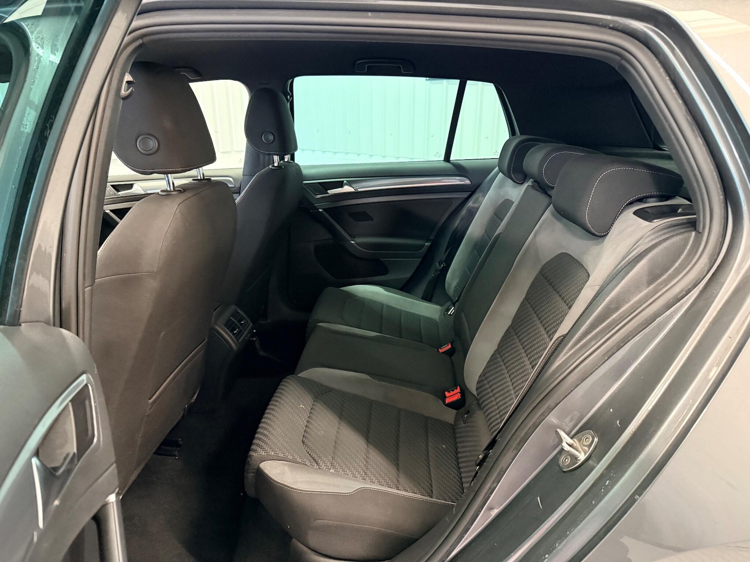 Used Volkswagen Golf 2019 for sale - 76887300: Photo 14