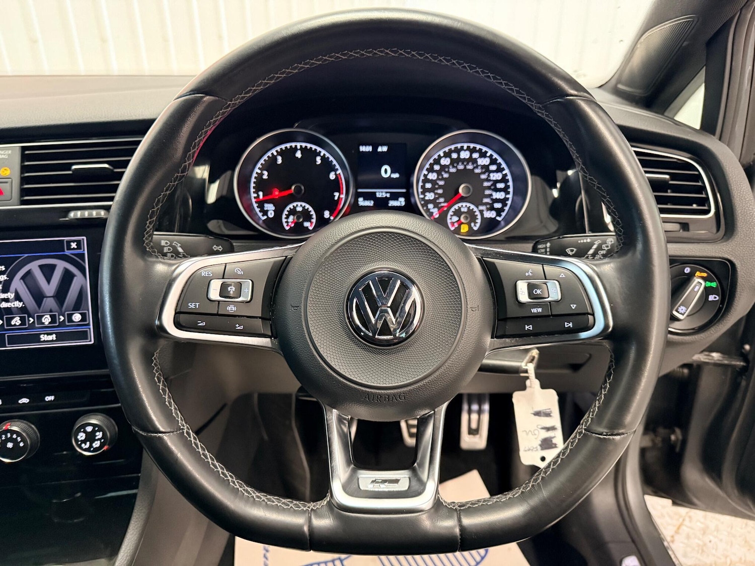 Used Volkswagen Golf 2019 for sale - 76887300: Photo 23
