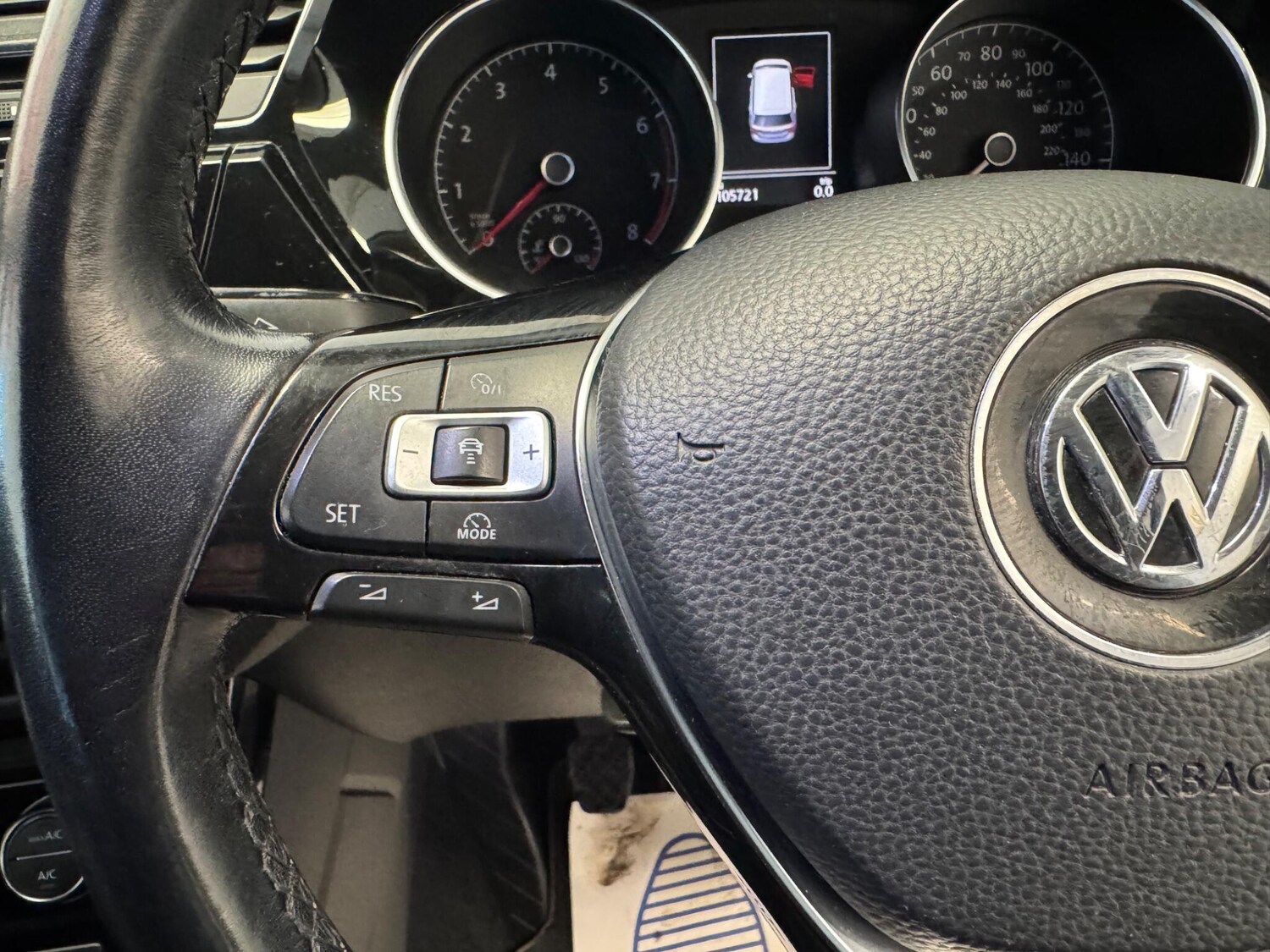 Used Volkswagen Touran 2016 for sale - 78157081: Photo 23