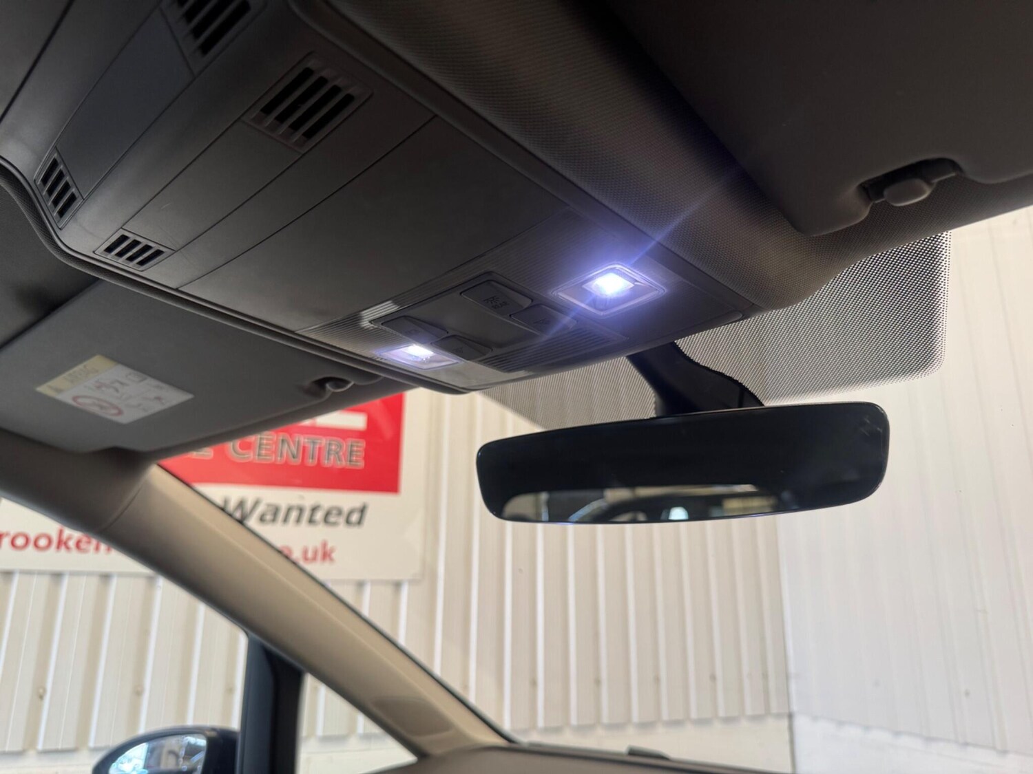 Used Volkswagen Touran 2016 for sale - 78157081: Photo 30