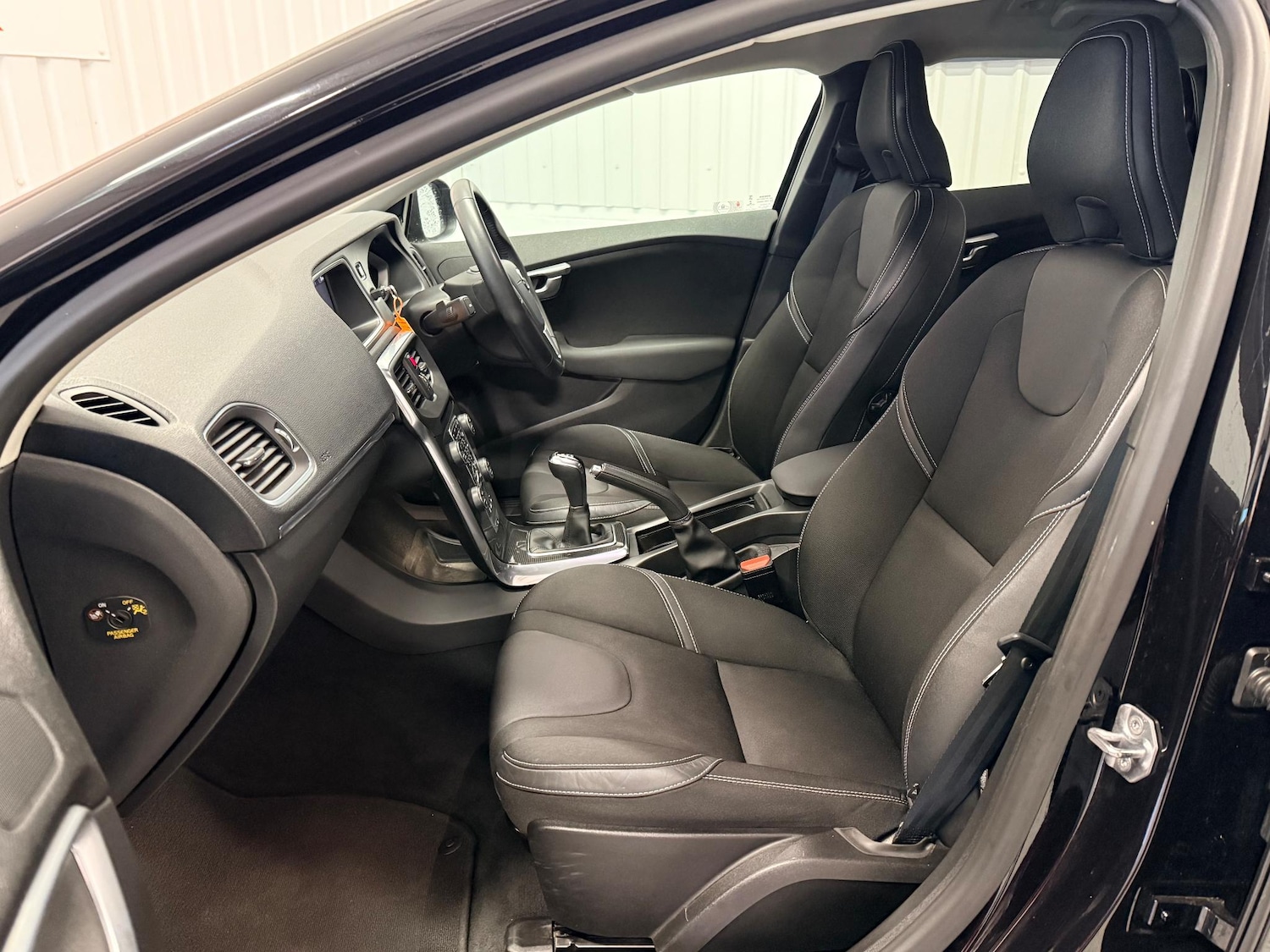 Used Volvo V40 2019 for sale - 76633106: Photo 12