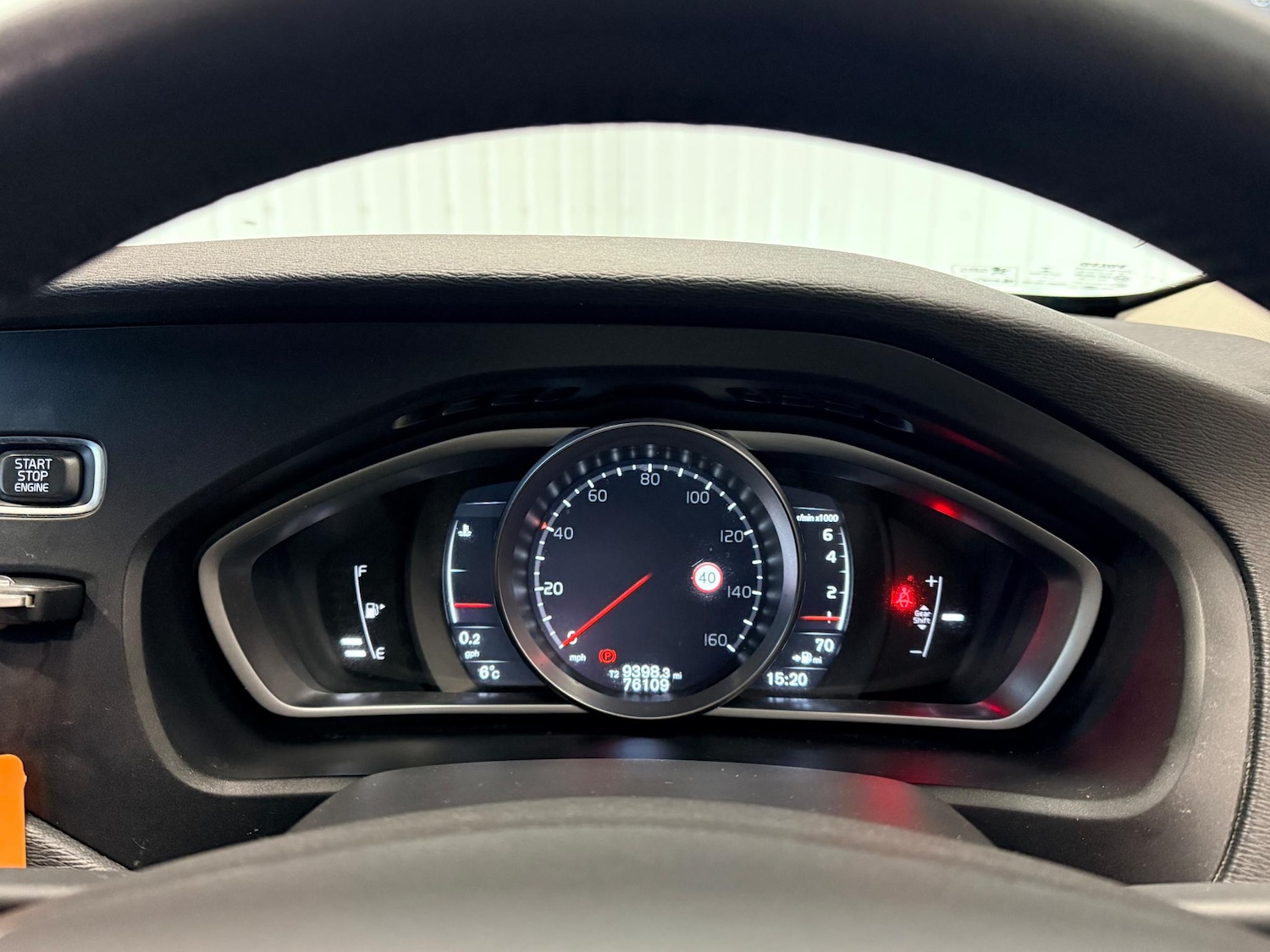 Used Volvo V40 2019 for sale - 76633106: Photo 24