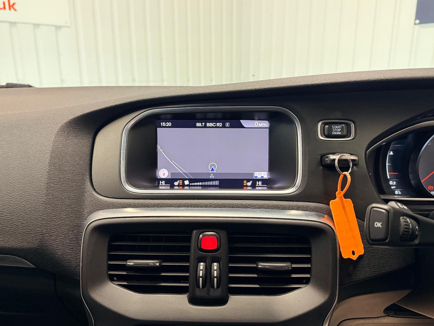 Used Volvo V40 2019 for sale - 76633106: Photo 27