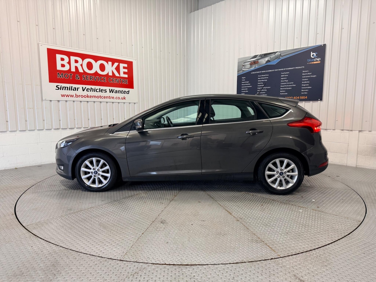 Used Ford Focus for sale - 77611920: Photo 10