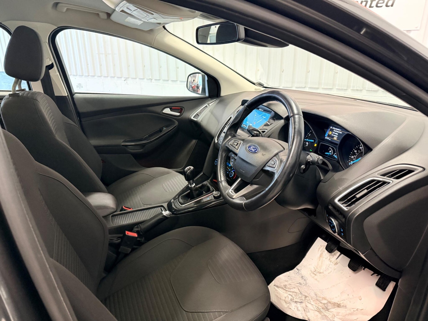 Used Ford Focus for sale - 77611920: Photo 18