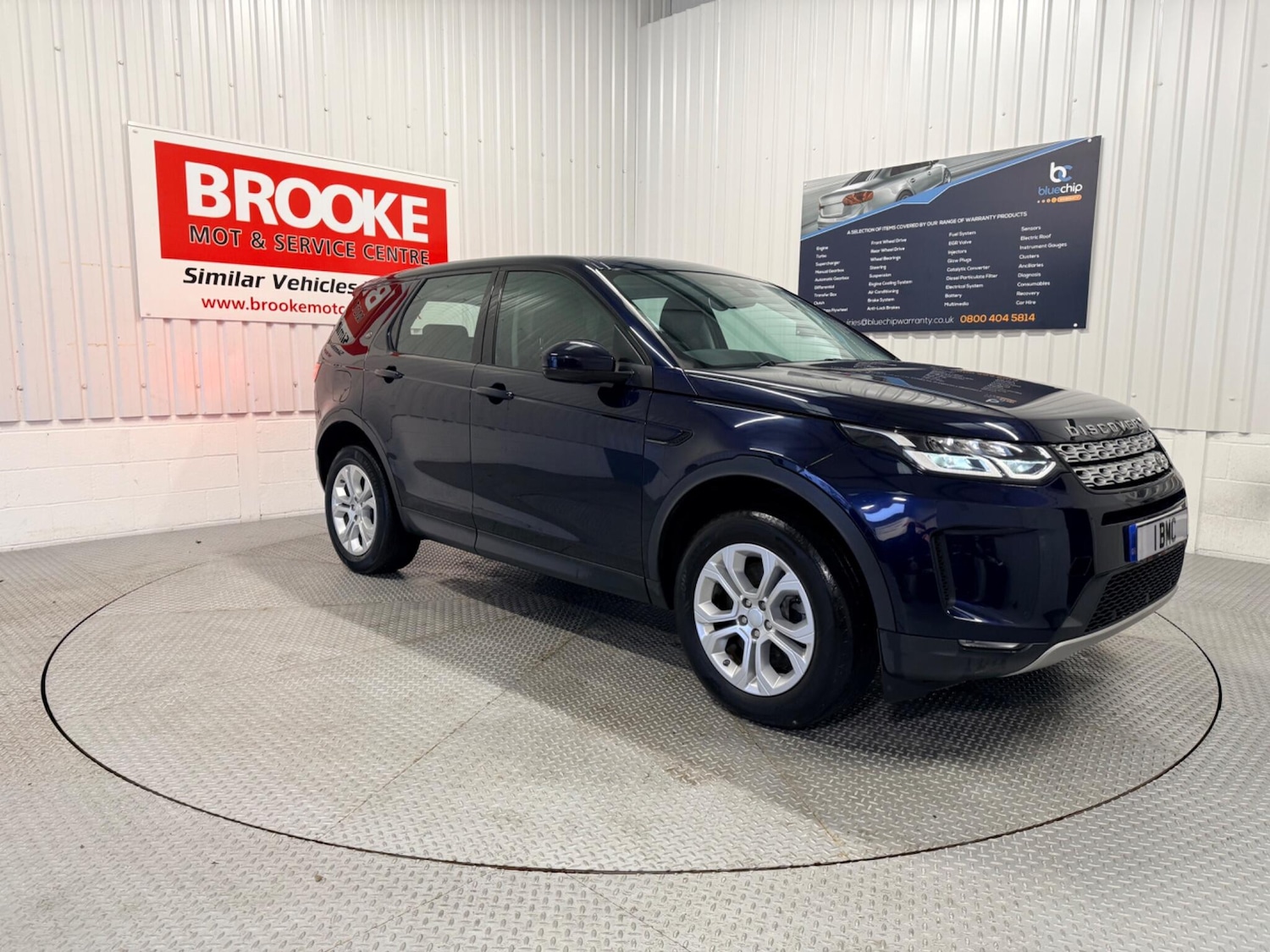 Used Land Rover Discovery Sport 2019 for sale - 77387306: Photo 1