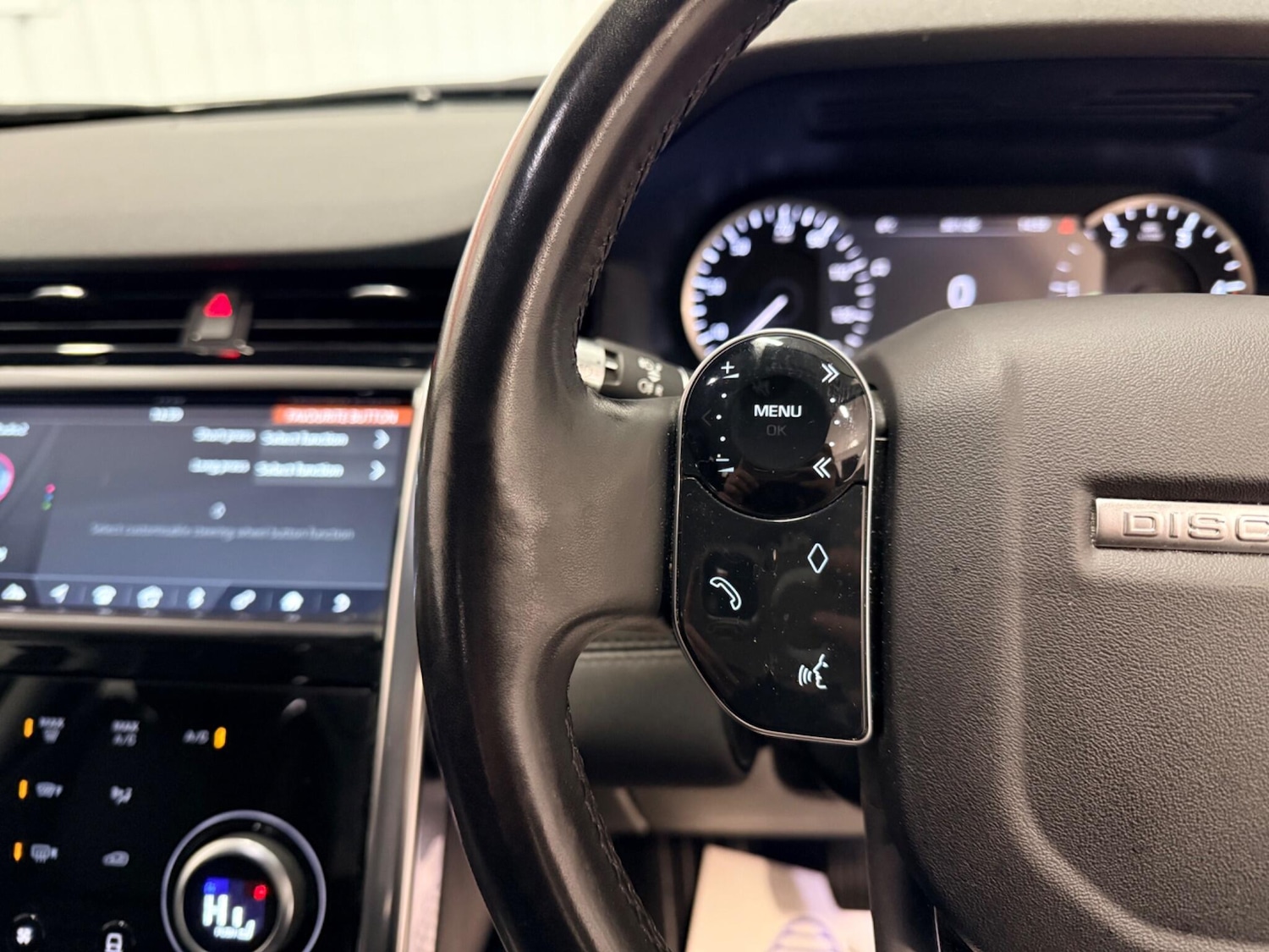 Used Land Rover Discovery Sport 2019 for sale - 77387306: Photo 23