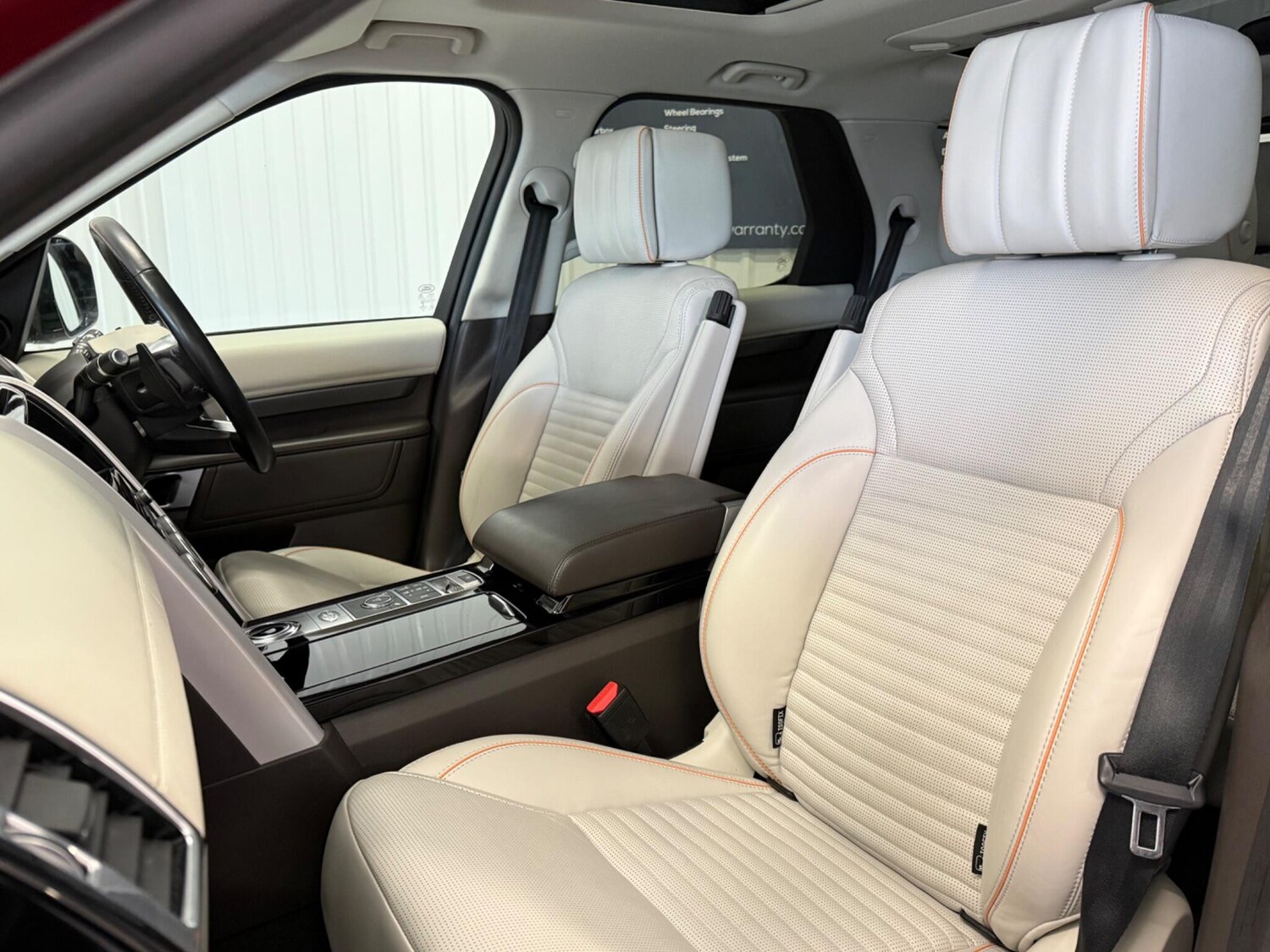 Used Land Rover Discovery 2017 for sale - 76214731: Photo 15