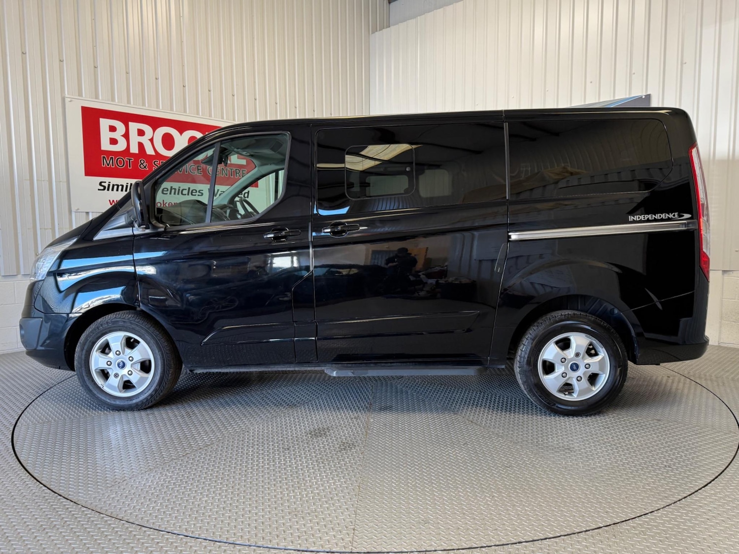 Used Ford Tourneo Custom 2017 for sale - 77840029: Photo 10