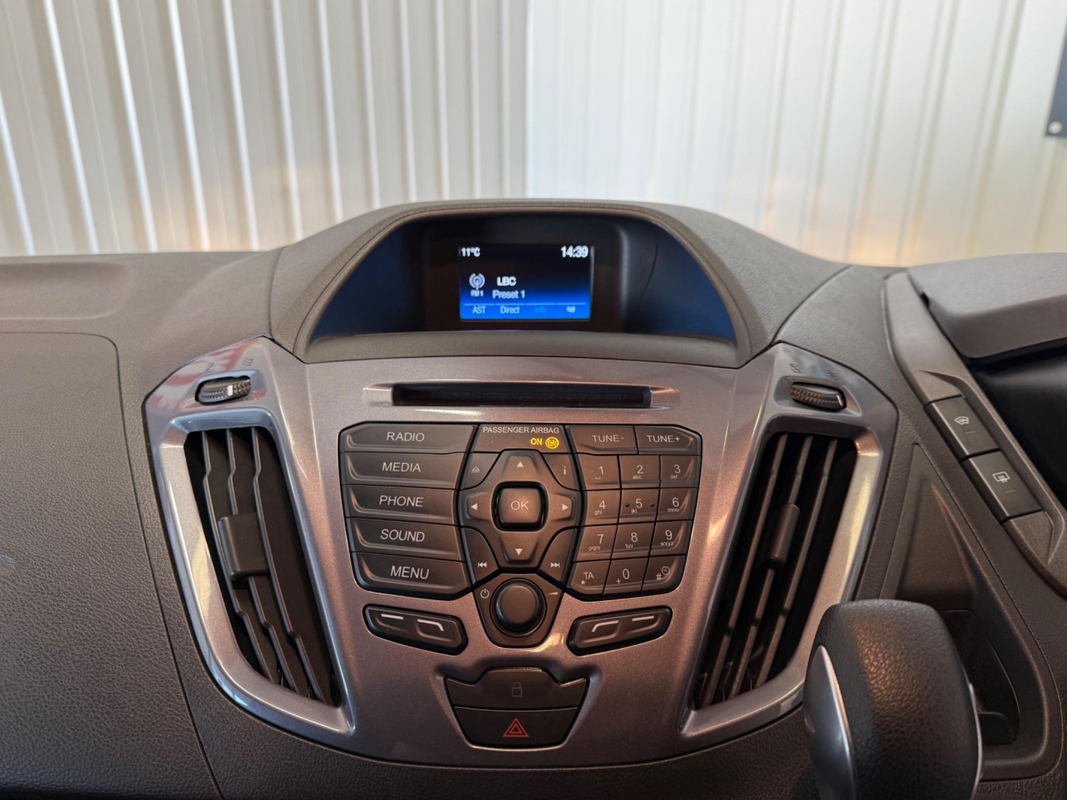 Used Ford Tourneo Custom 2017 for sale - 77840029: Photo 35