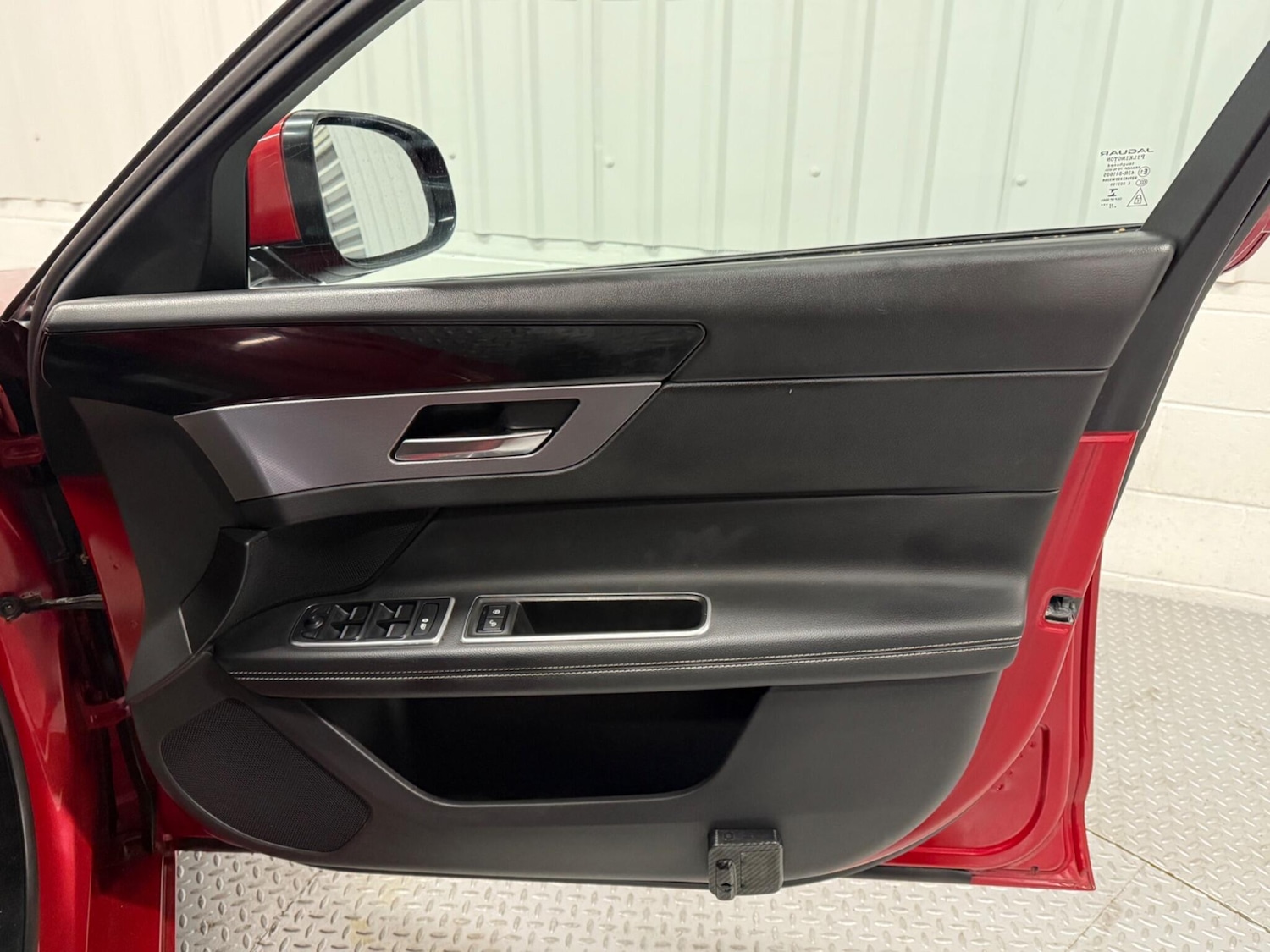 Used Jaguar XF 2019 for sale - 76424344: Photo 19