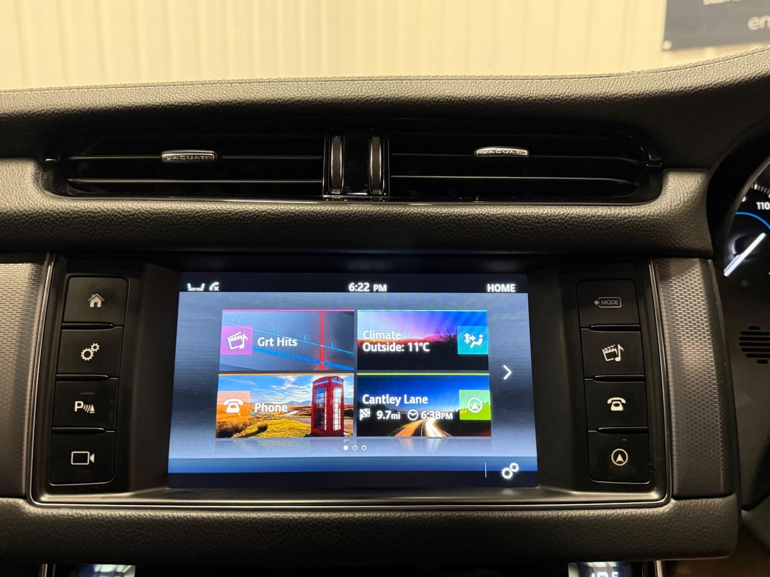 Used Jaguar XF 2019 for sale - 76424344: Photo 28