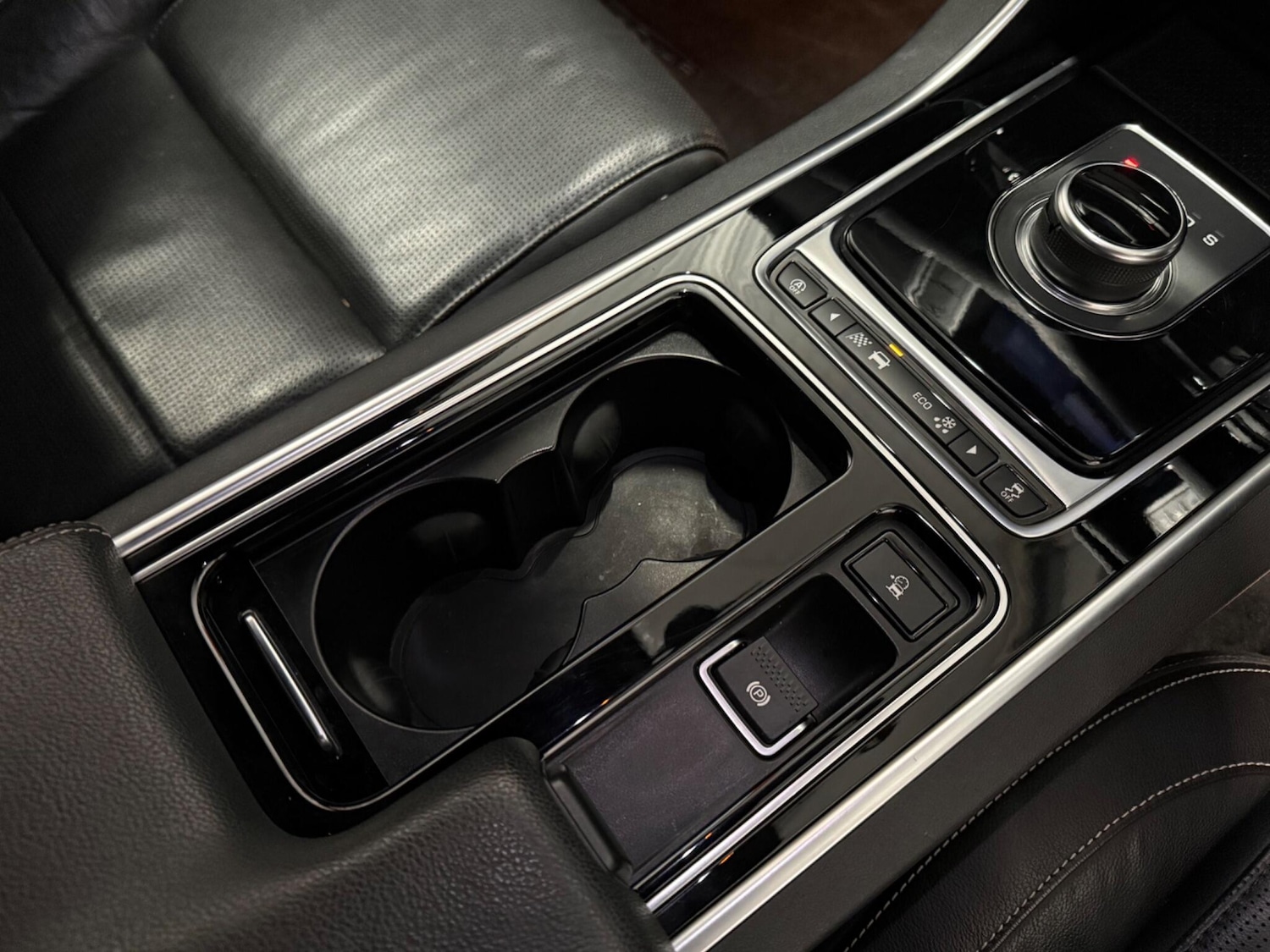 Used Jaguar XF 2019 for sale - 76424344: Photo 31