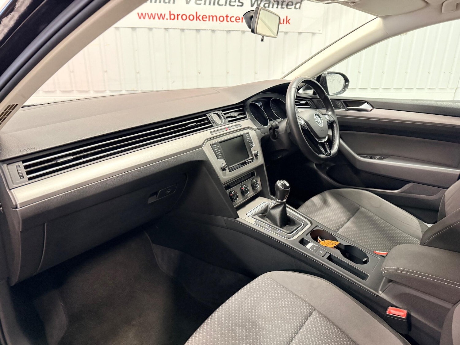 Used Volkswagen Passat 2016 for sale - 77131643: Photo 11