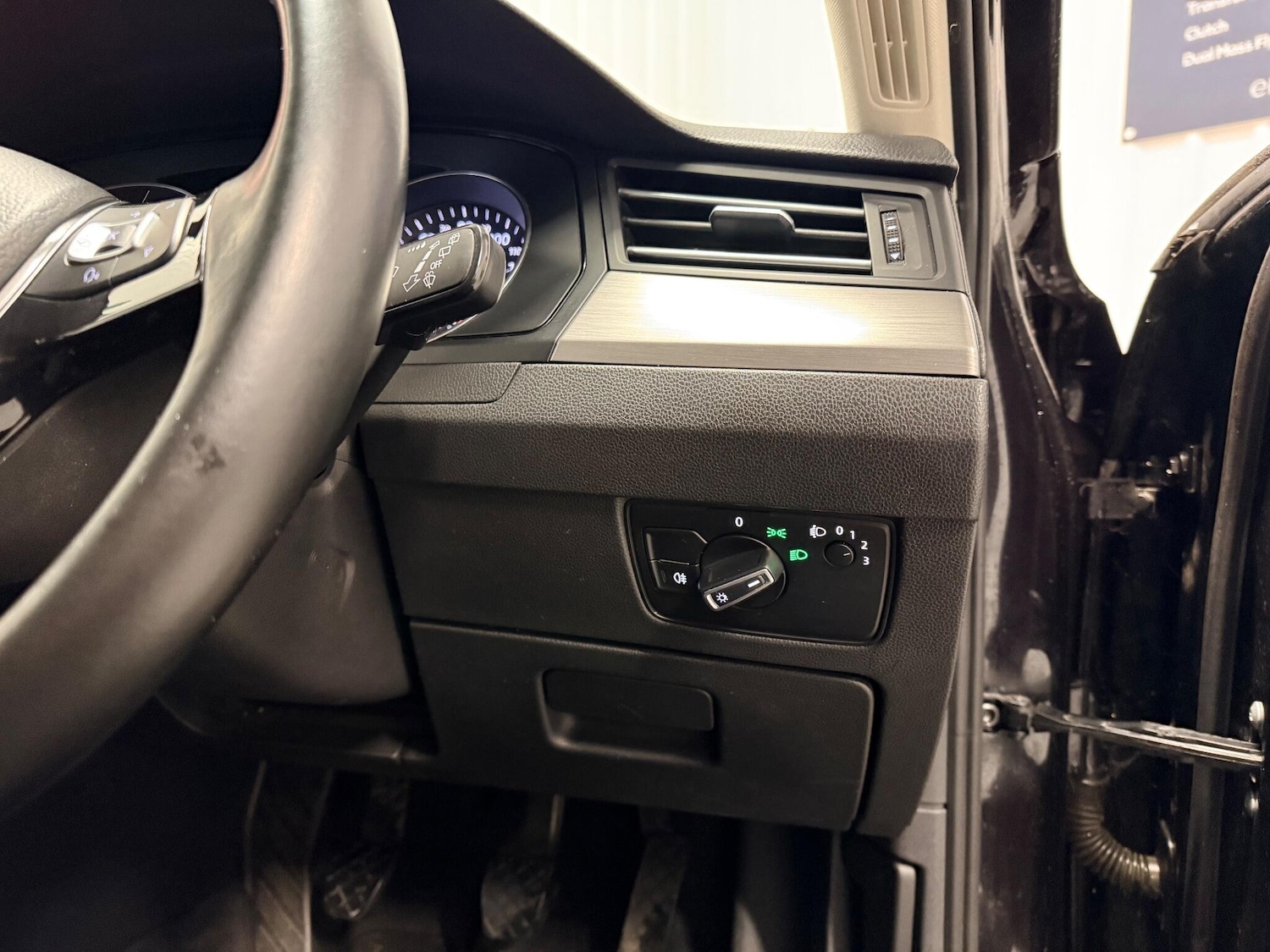 Used Volkswagen Passat 2016 for sale - 77131643: Photo 23