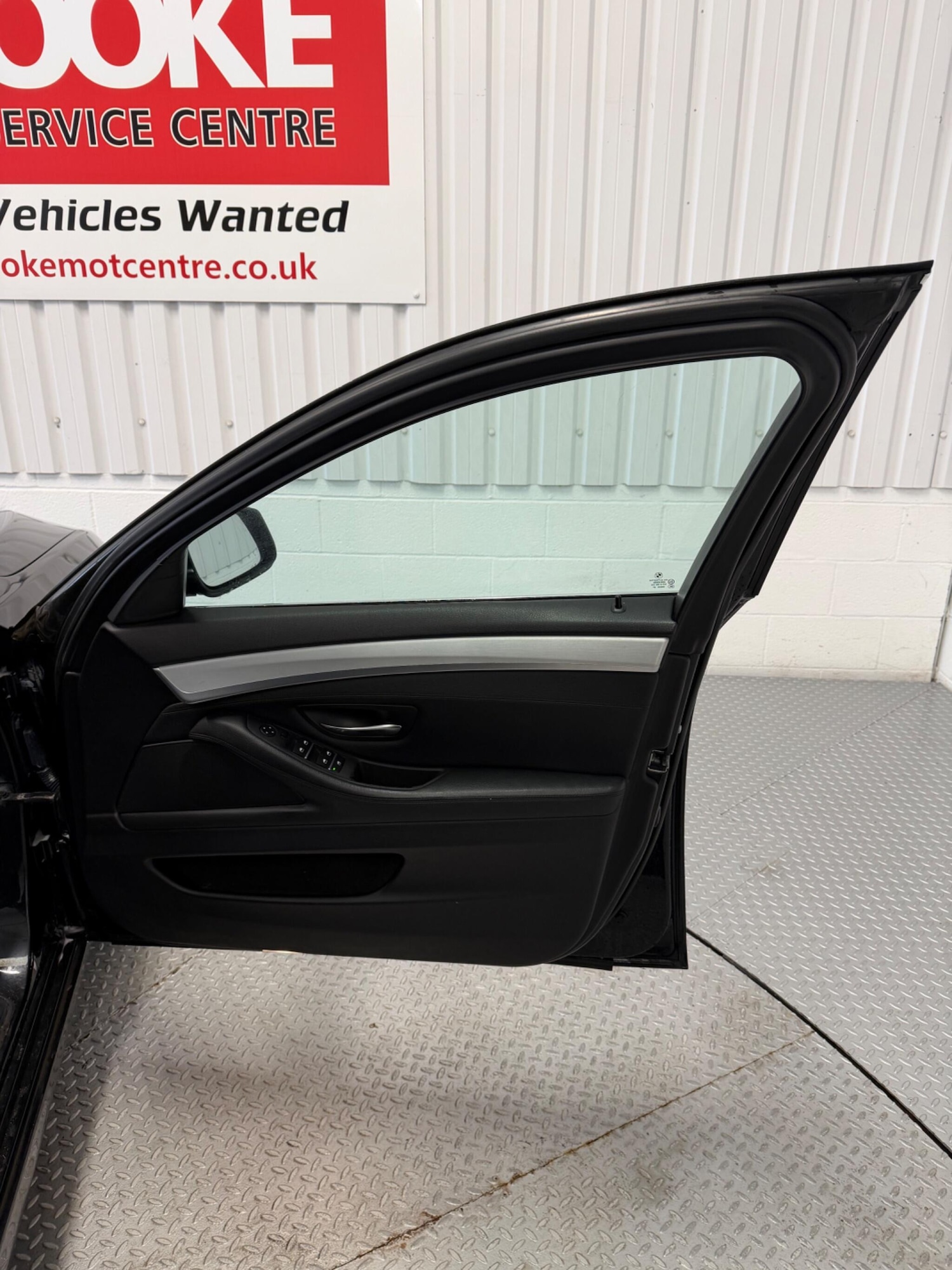 Used BMW 5 Series for sale - 77537890: Photo 16