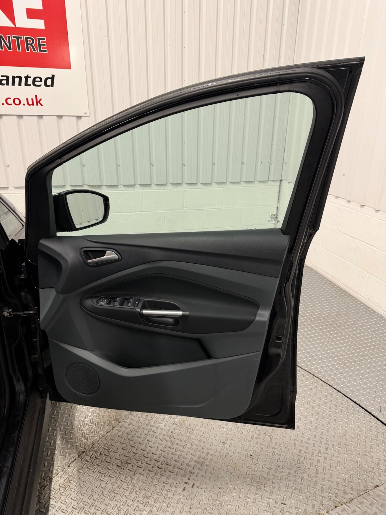 Used Ford Grand C-Max 2012 for sale - 77455226: Photo 16