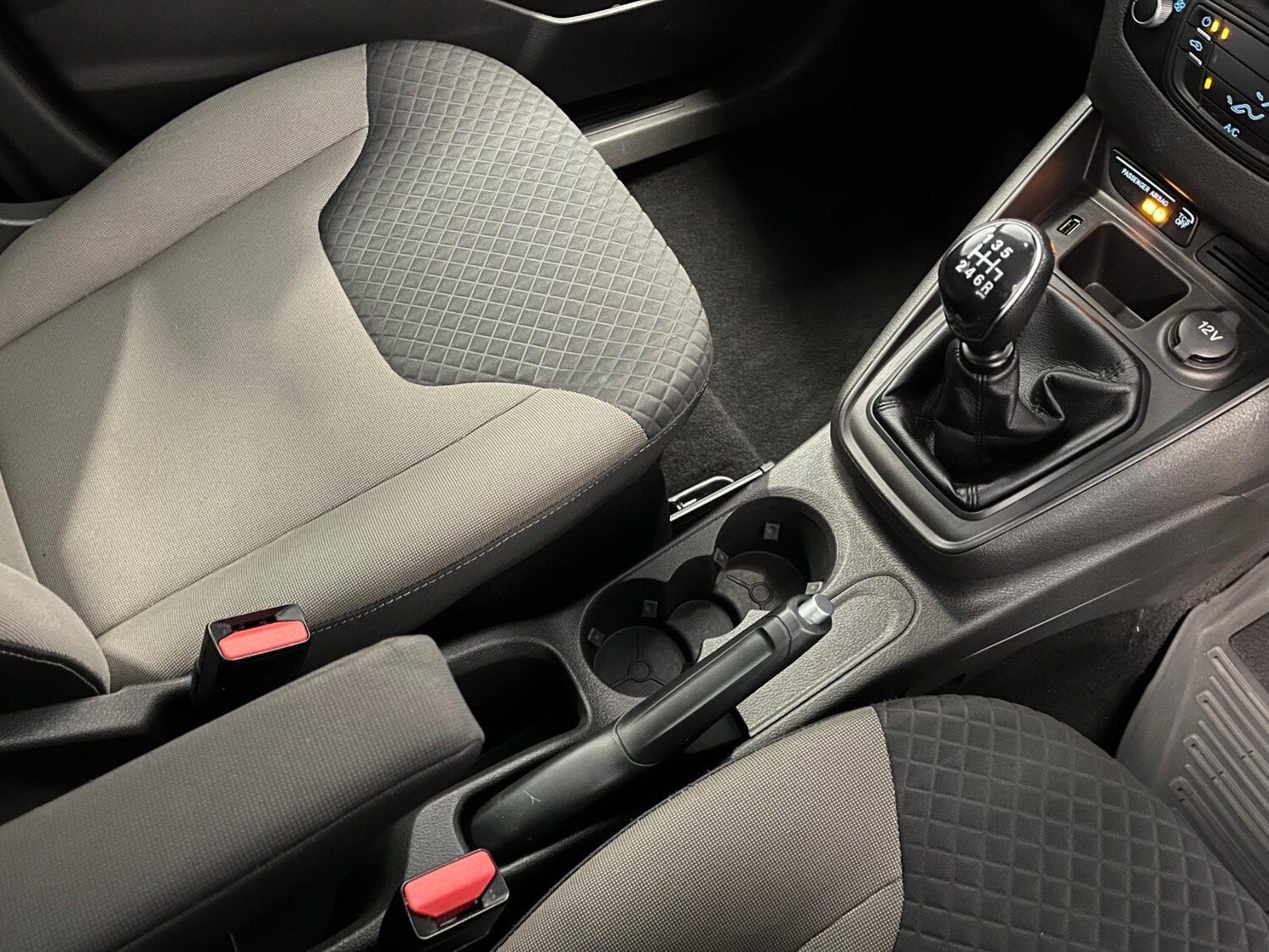 Used Ford Tourneo Courier 2019 for sale - 76801162: Photo 26