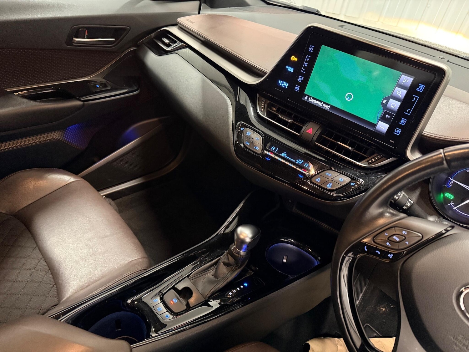 Used Toyota C-HR 2017 for sale - 77203946: Photo 23