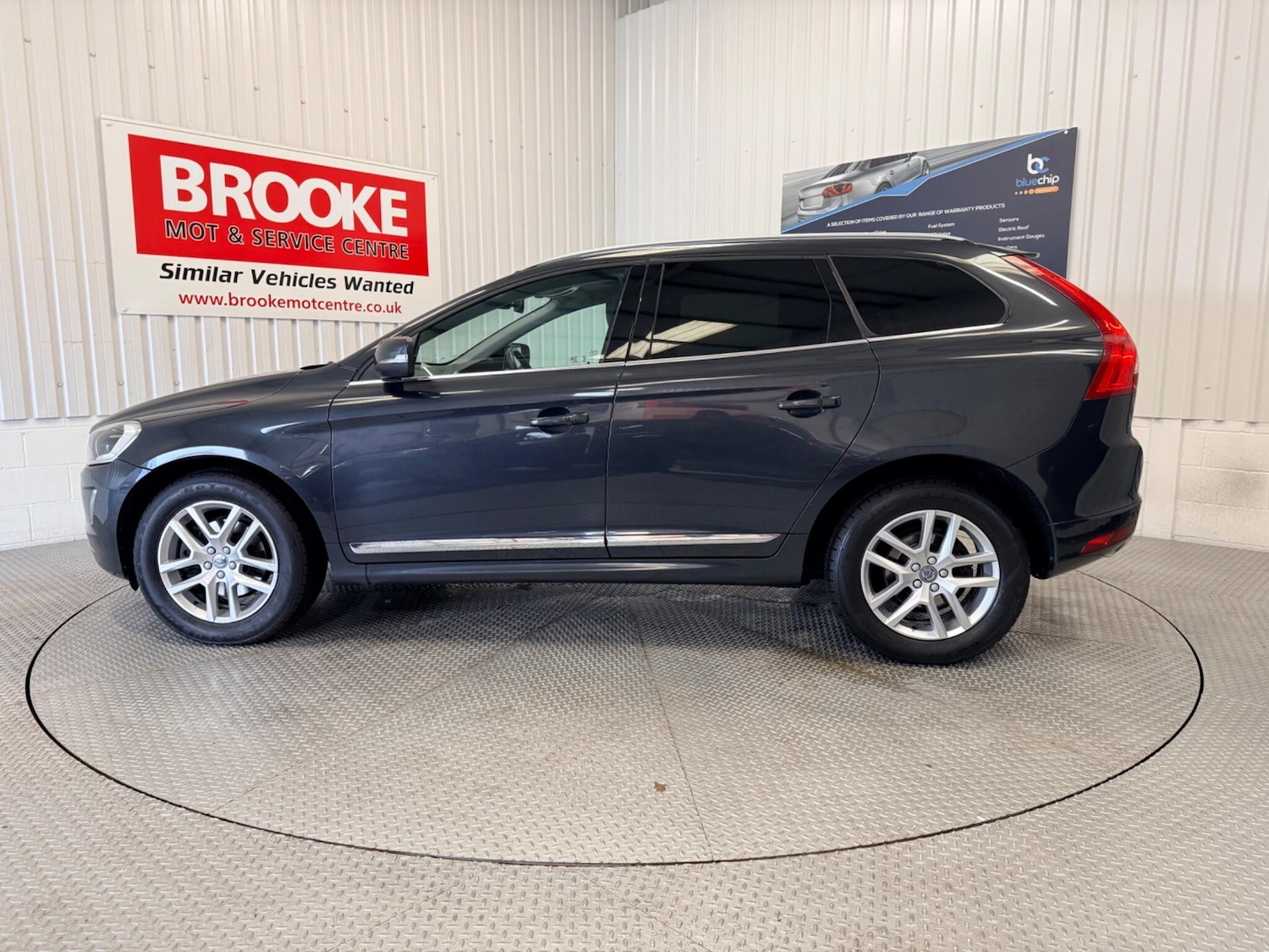 Used Volvo XC60 2017 for sale - 77351476: Photo 10