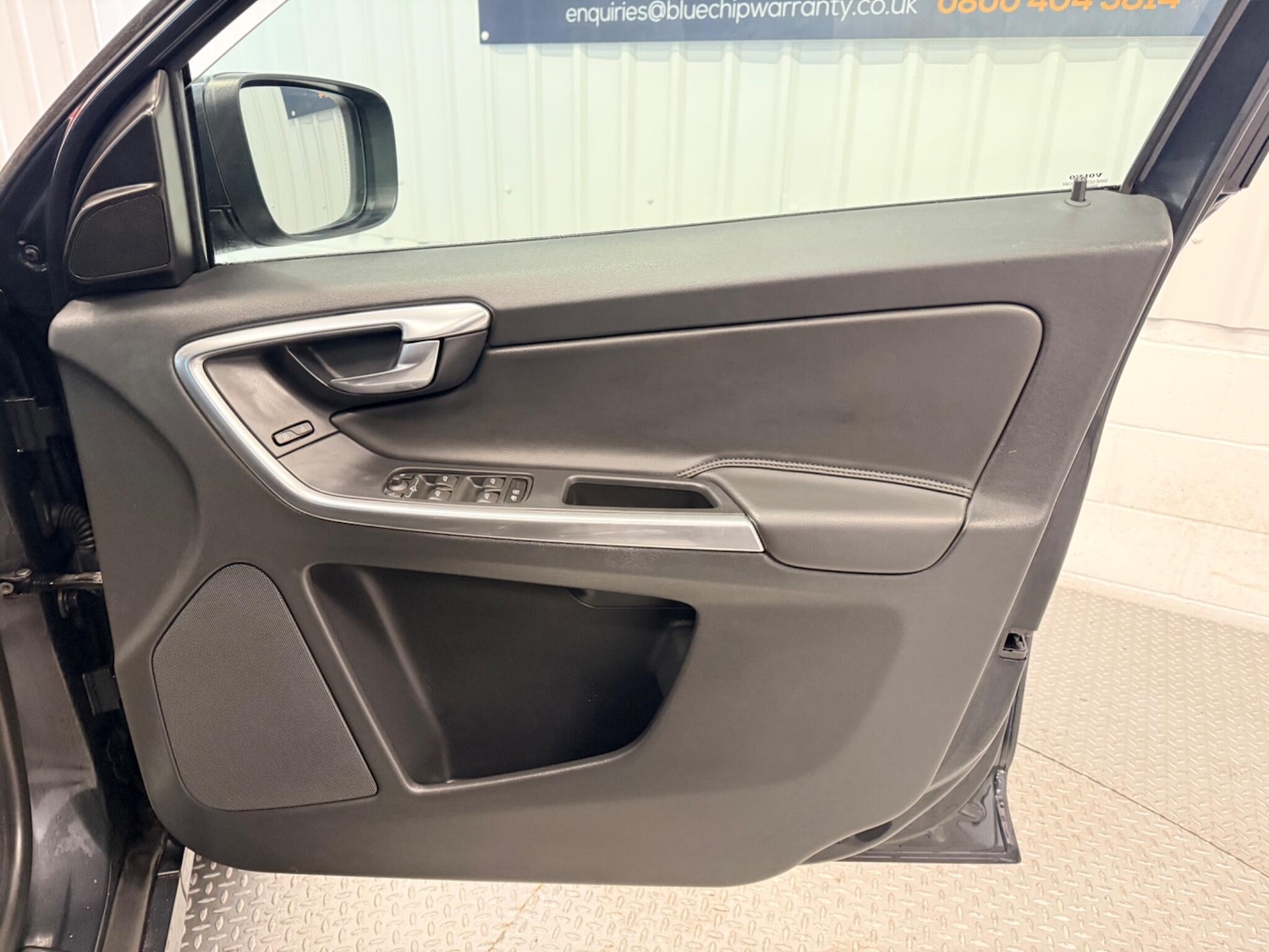 Used Volvo XC60 2017 for sale - 77351476: Photo 19