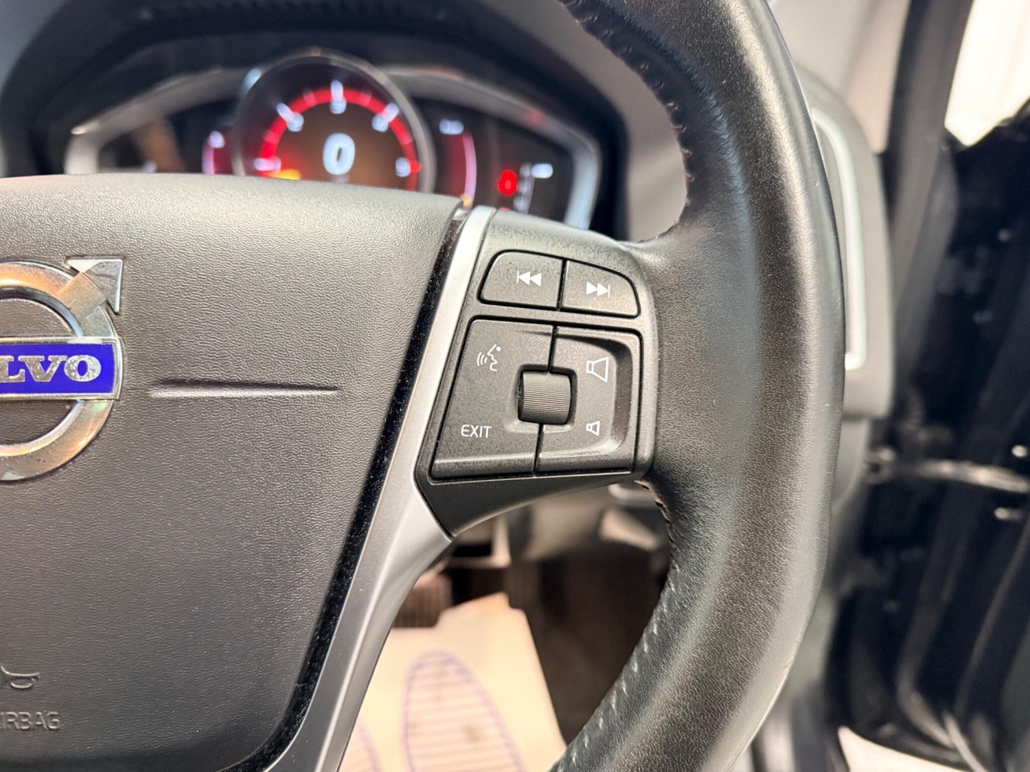 Used Volvo XC60 2017 for sale - 77351476: Photo 21