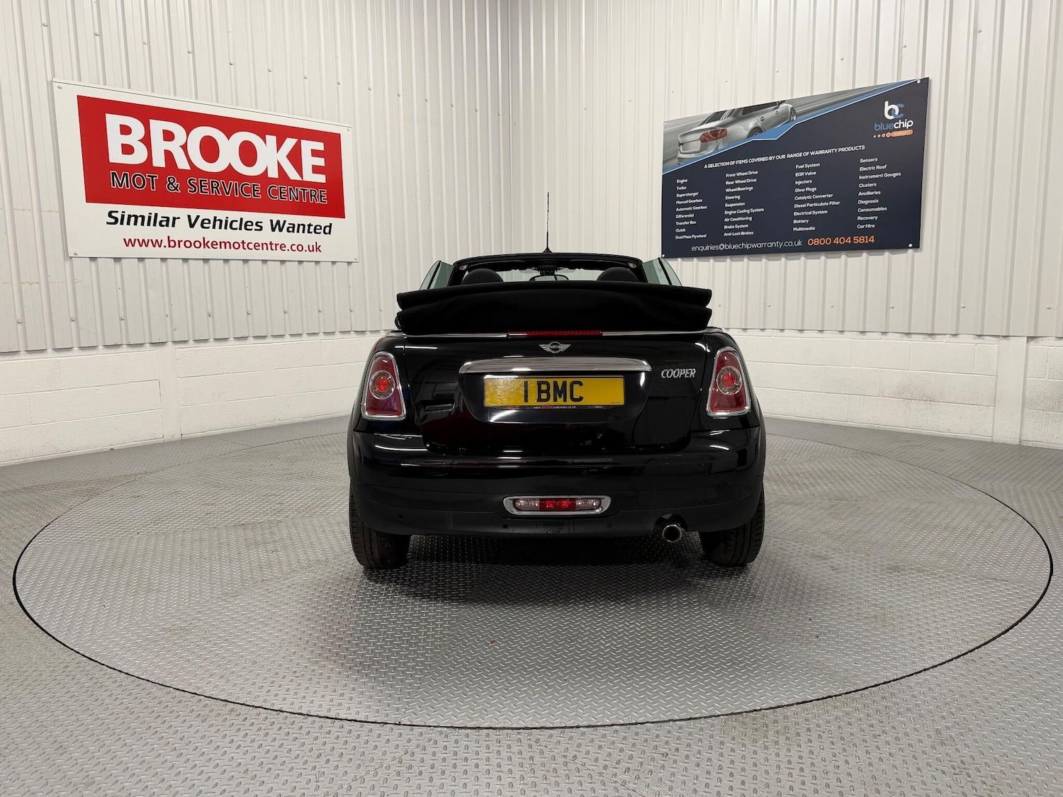 Used MINI Convertible 2014 for sale - 76473461: Photo 13