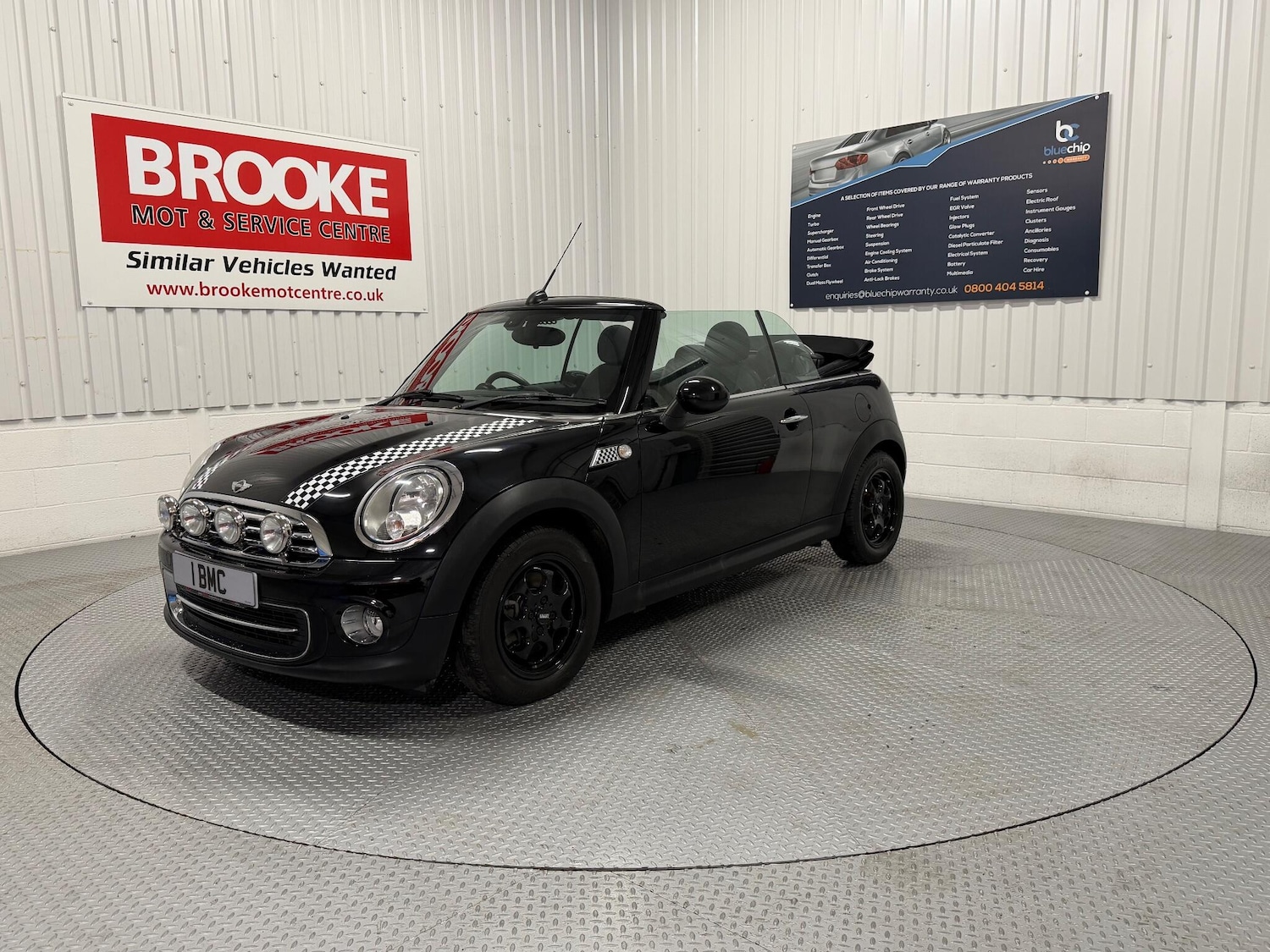 Used MINI Convertible 2014 for sale - 76473461: Photo 16