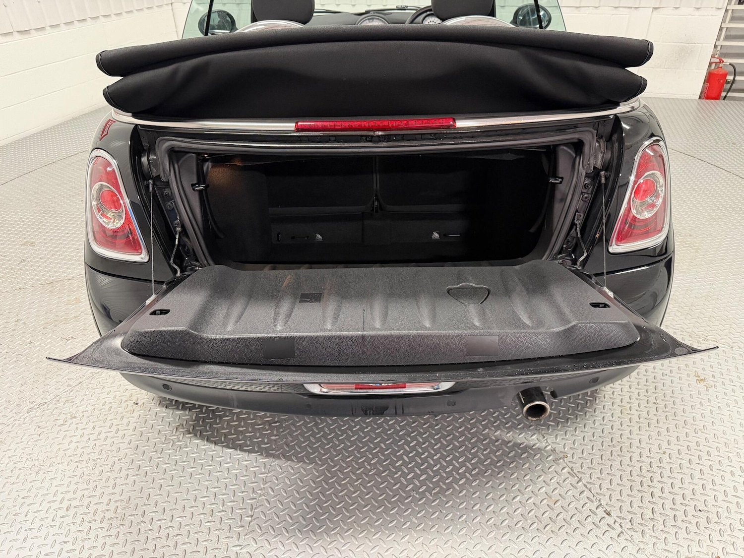 Used MINI Convertible 2014 for sale - 76473461: Photo 20