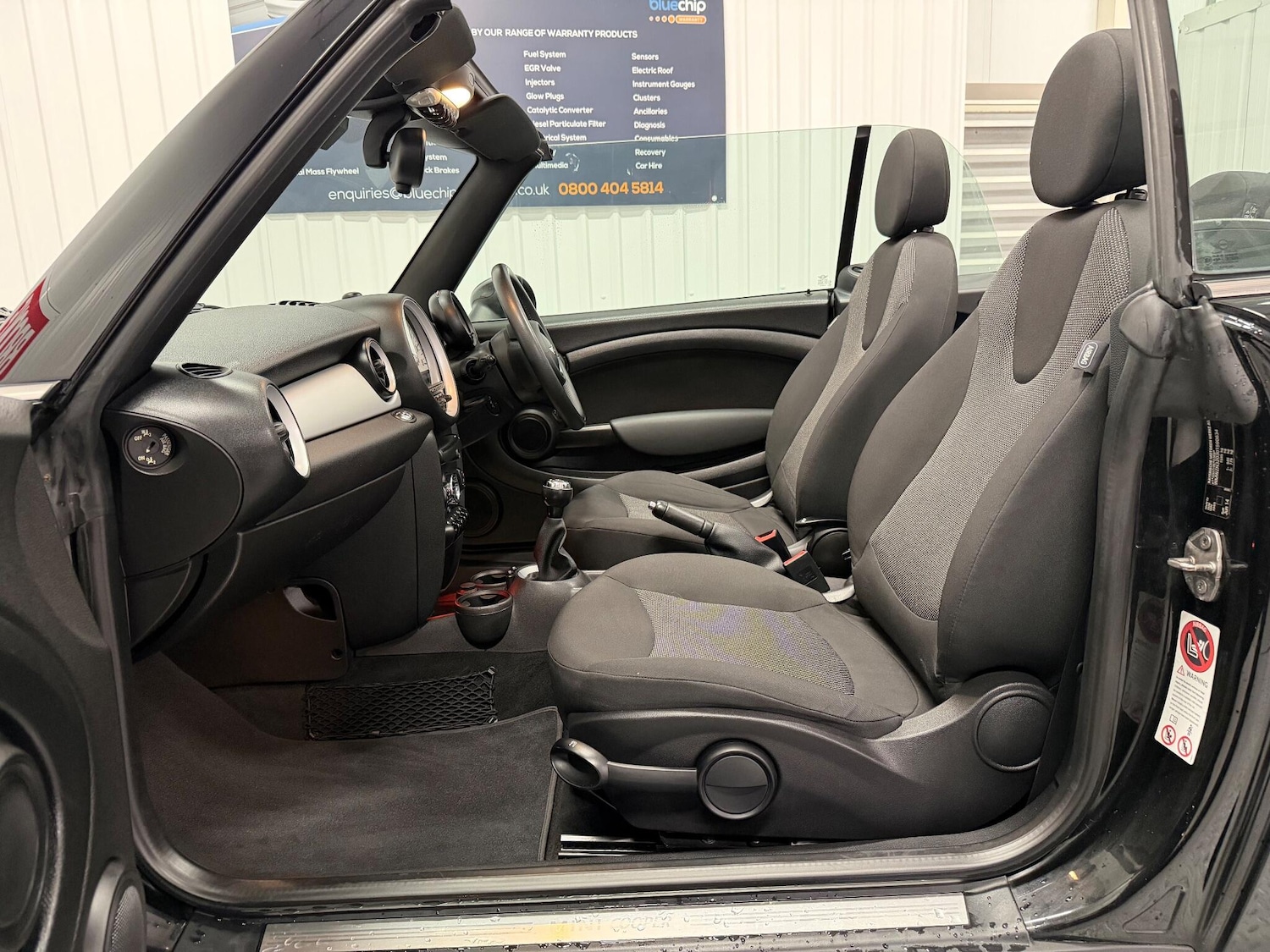 Used MINI Convertible 2014 for sale - 76473461: Photo 23