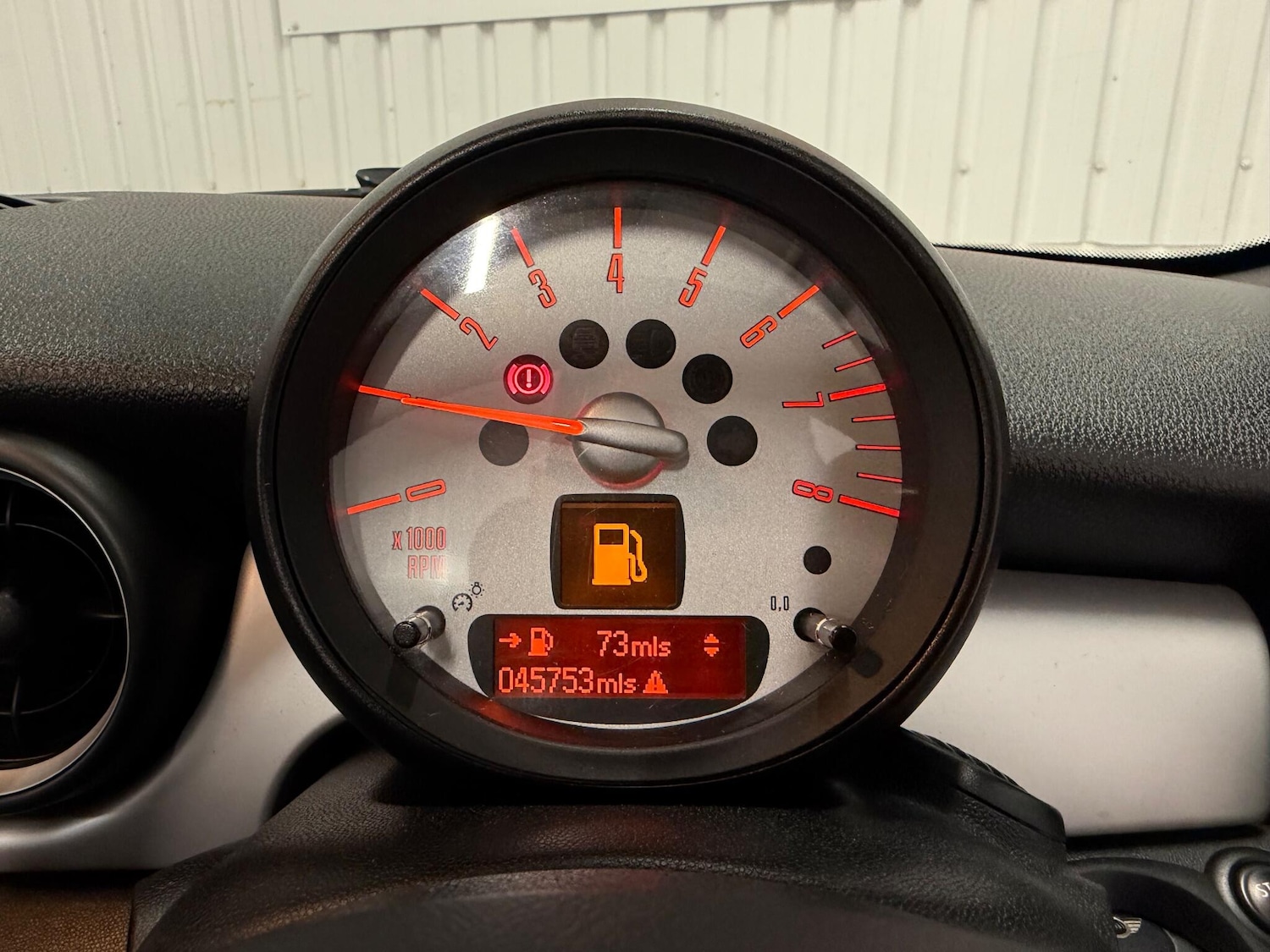 Used MINI Convertible 2014 for sale - 76473461: Photo 28