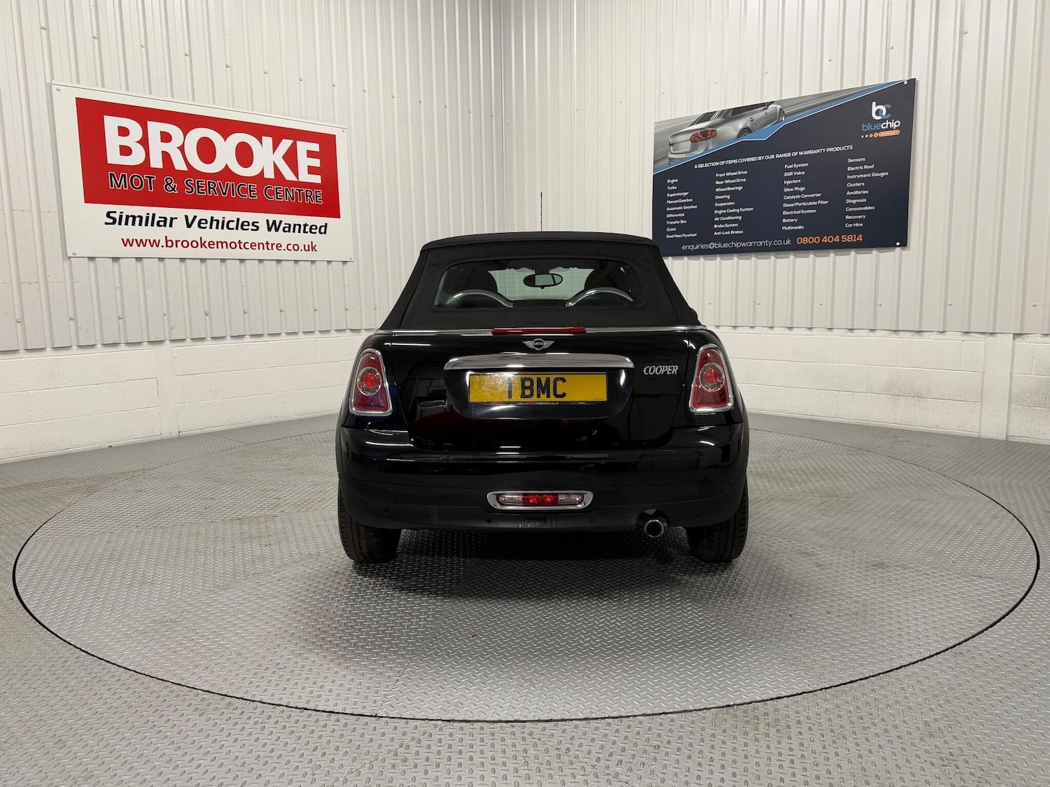 Used MINI Convertible 2014 for sale - 76473461: Photo 5