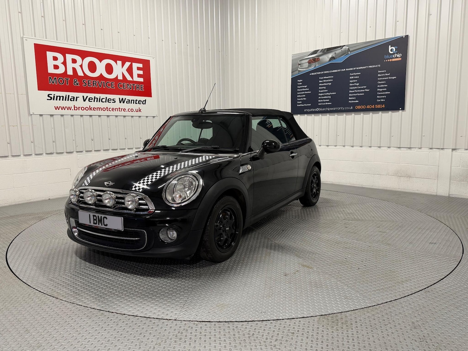 Used MINI Convertible 2014 for sale - 76473461: Photo 8