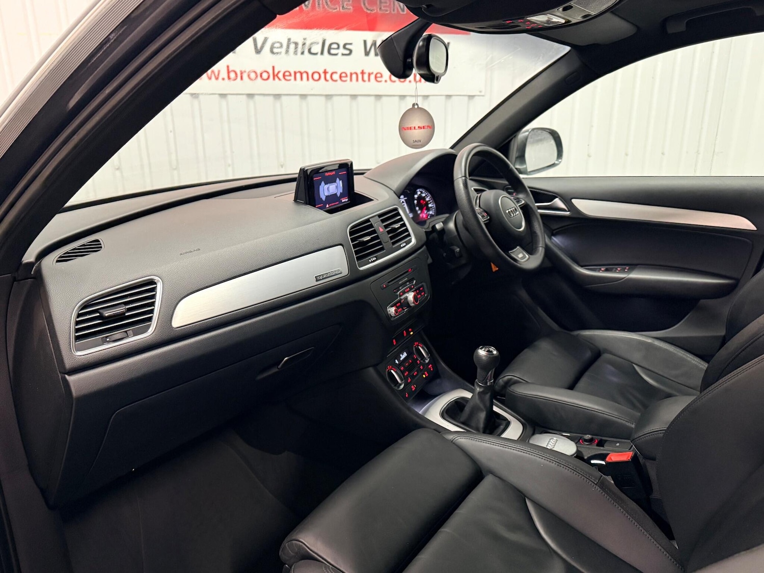 Used Audi Q3 2014 for sale - 76886219: Photo 11