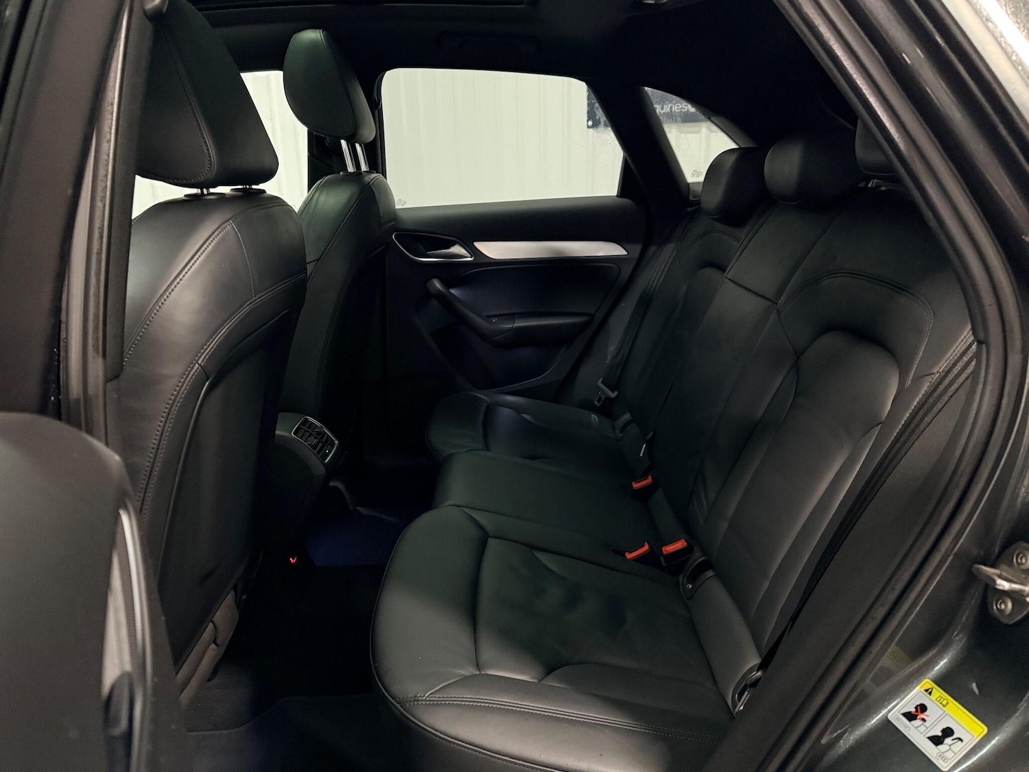 Used Audi Q3 2014 for sale - 76886219: Photo 13