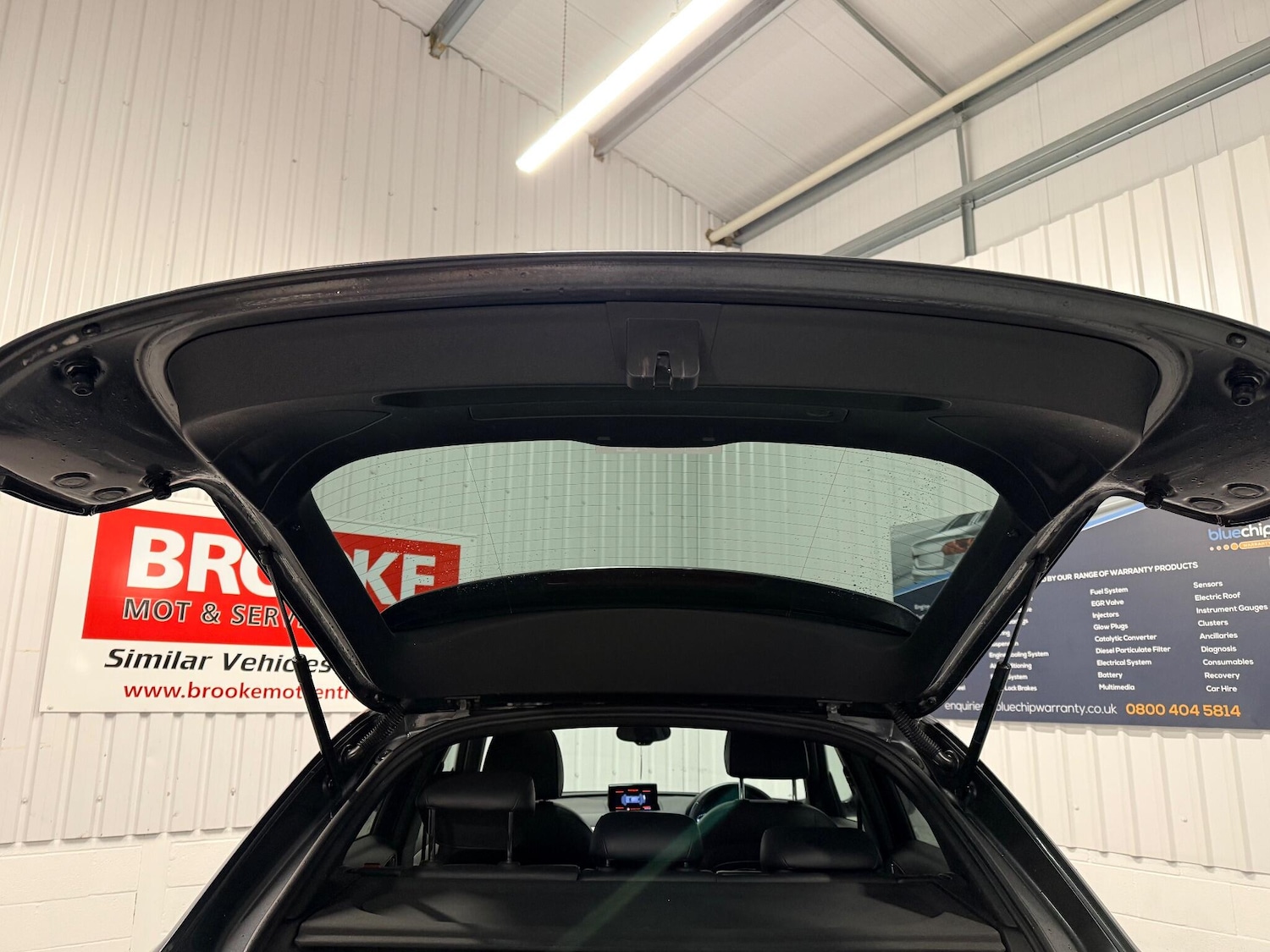 Used Audi Q3 2014 for sale - 76886219: Photo 17