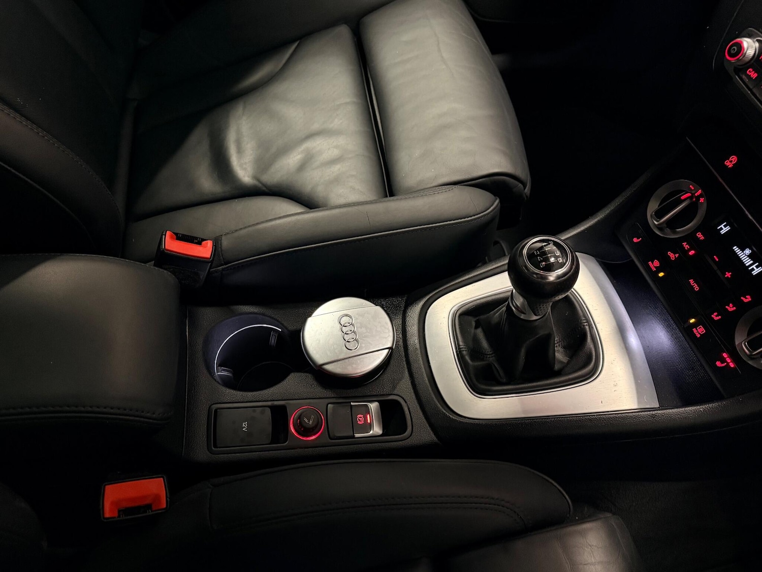 Used Audi Q3 2014 for sale - 76886219: Photo 25